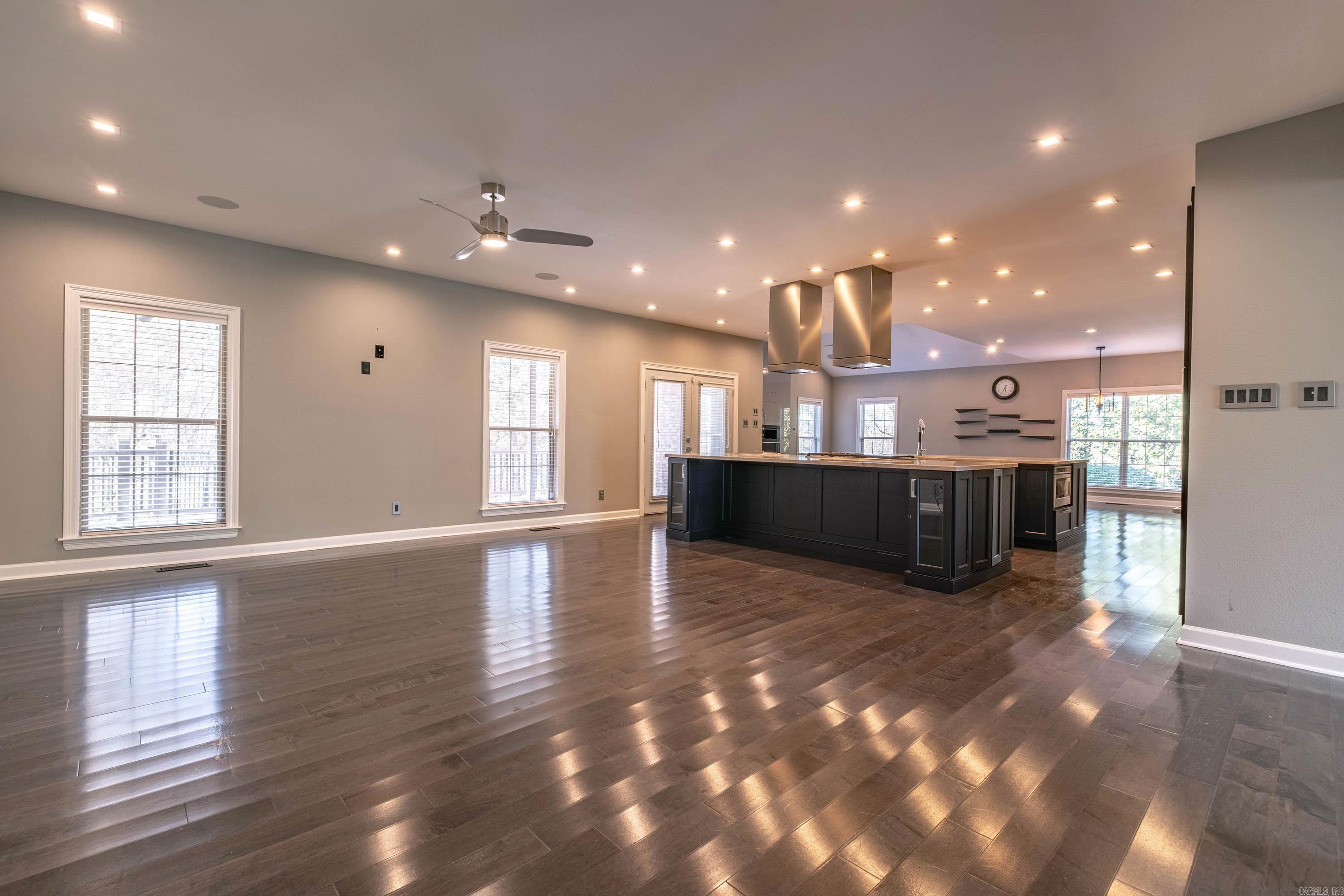 CHENAL VALLEY MARGEUAX - Residential