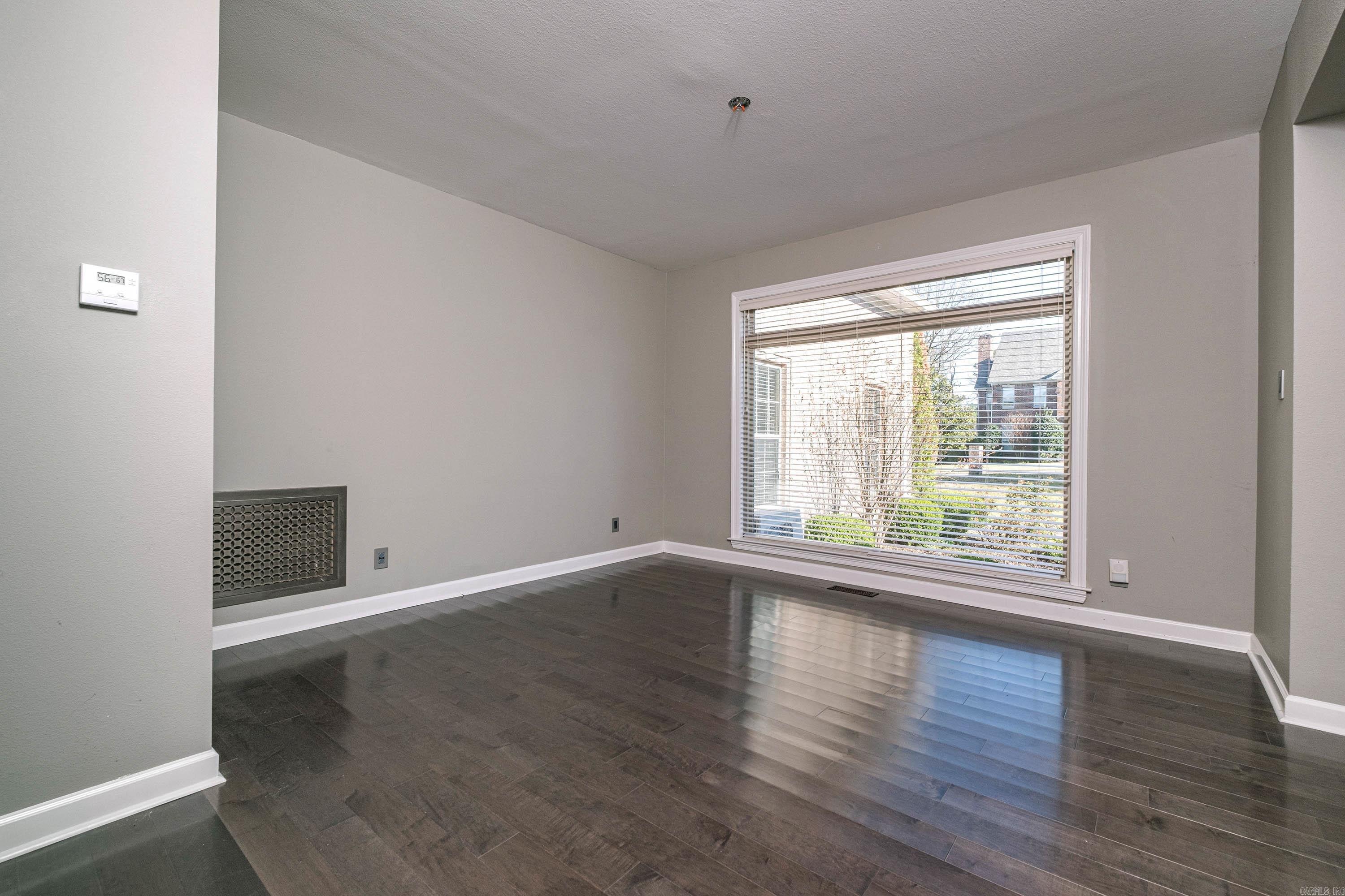 CHENAL VALLEY MARGEUAX - Residential