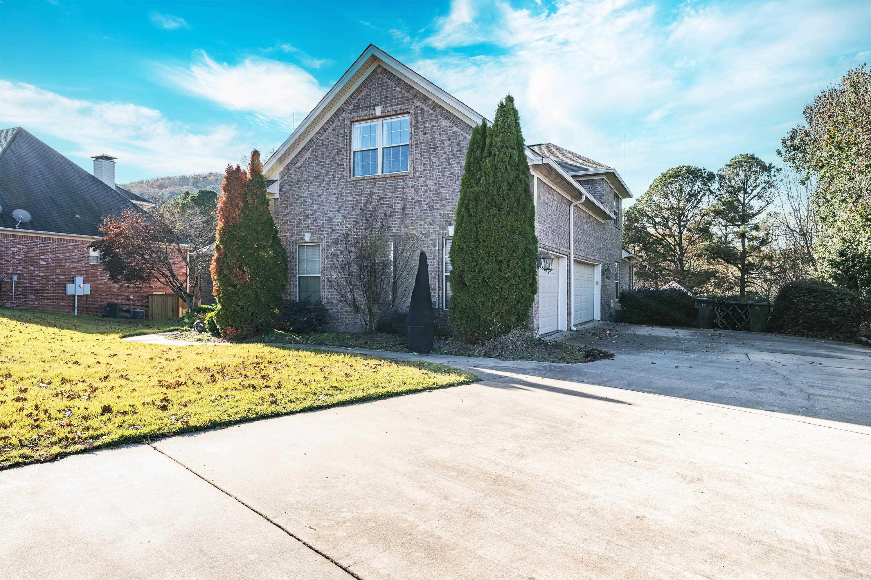 CHENAL VALLEY MARGEUAX - Residential