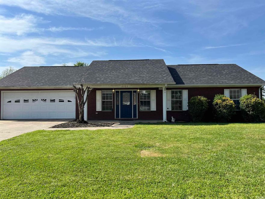 Welcome this beautiful home to the market! Nestled in the center of one Paragould's most sought after subdivisions, 2702 Stonegate Drive is a three bedroom, two bath house with plenty of space and charm. A two car garage and a heated and cooled shop offer even more space to check all the boxes on your future home's list. This property offers a fully fenced yard a spacious manicured front lawn. Come check out this lovely home!