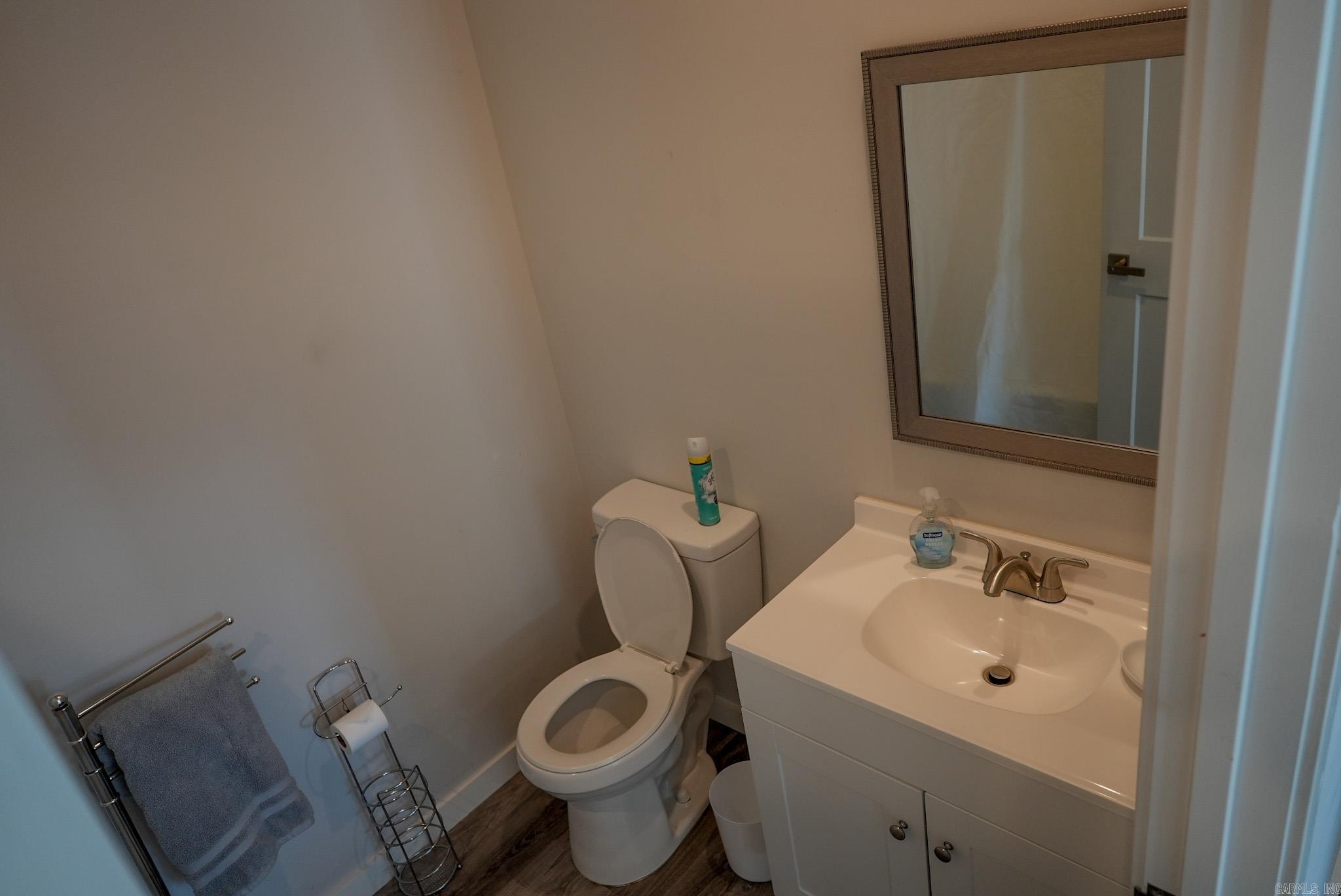 Roots & Coy - Residential