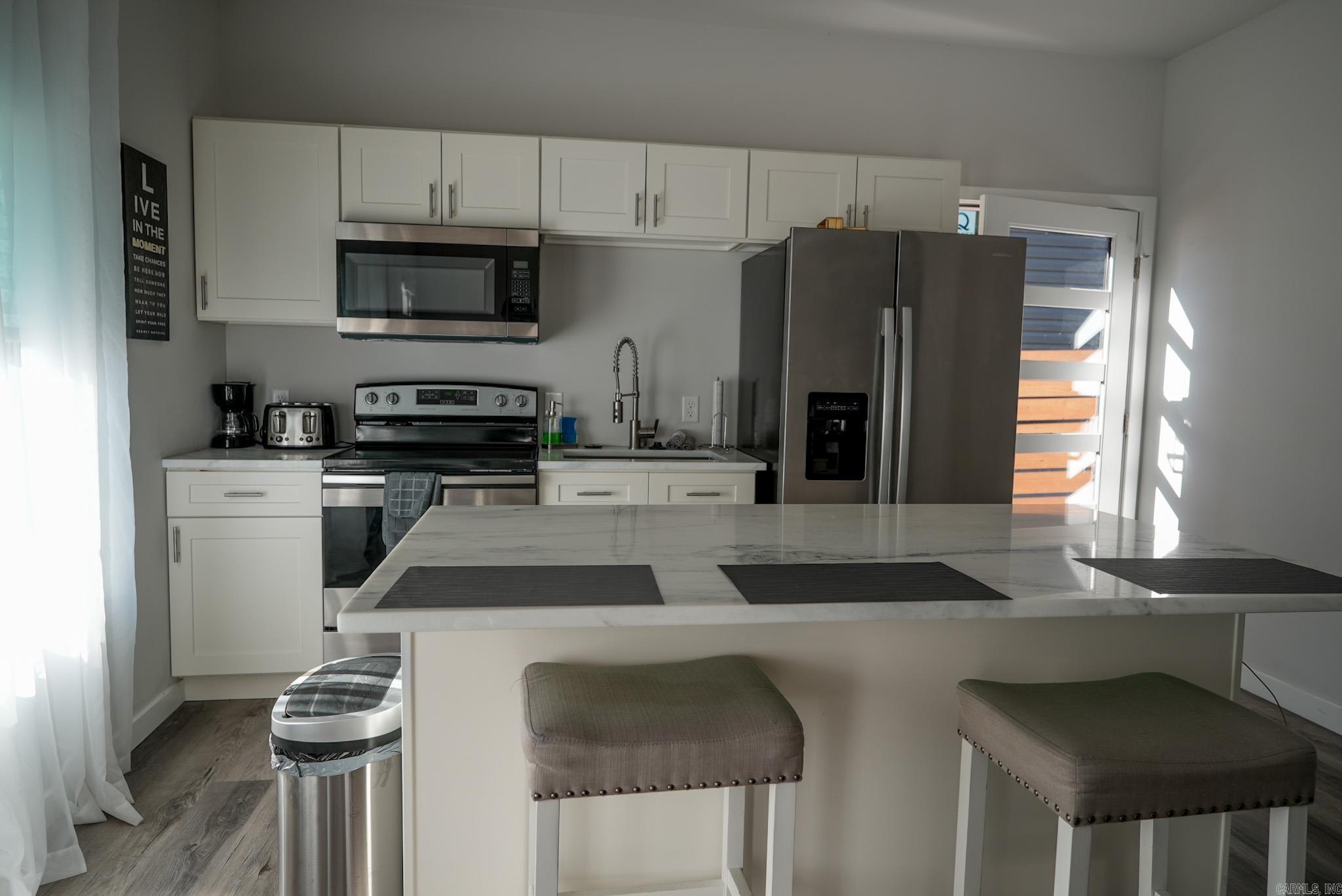 Roots & Coy - Residential