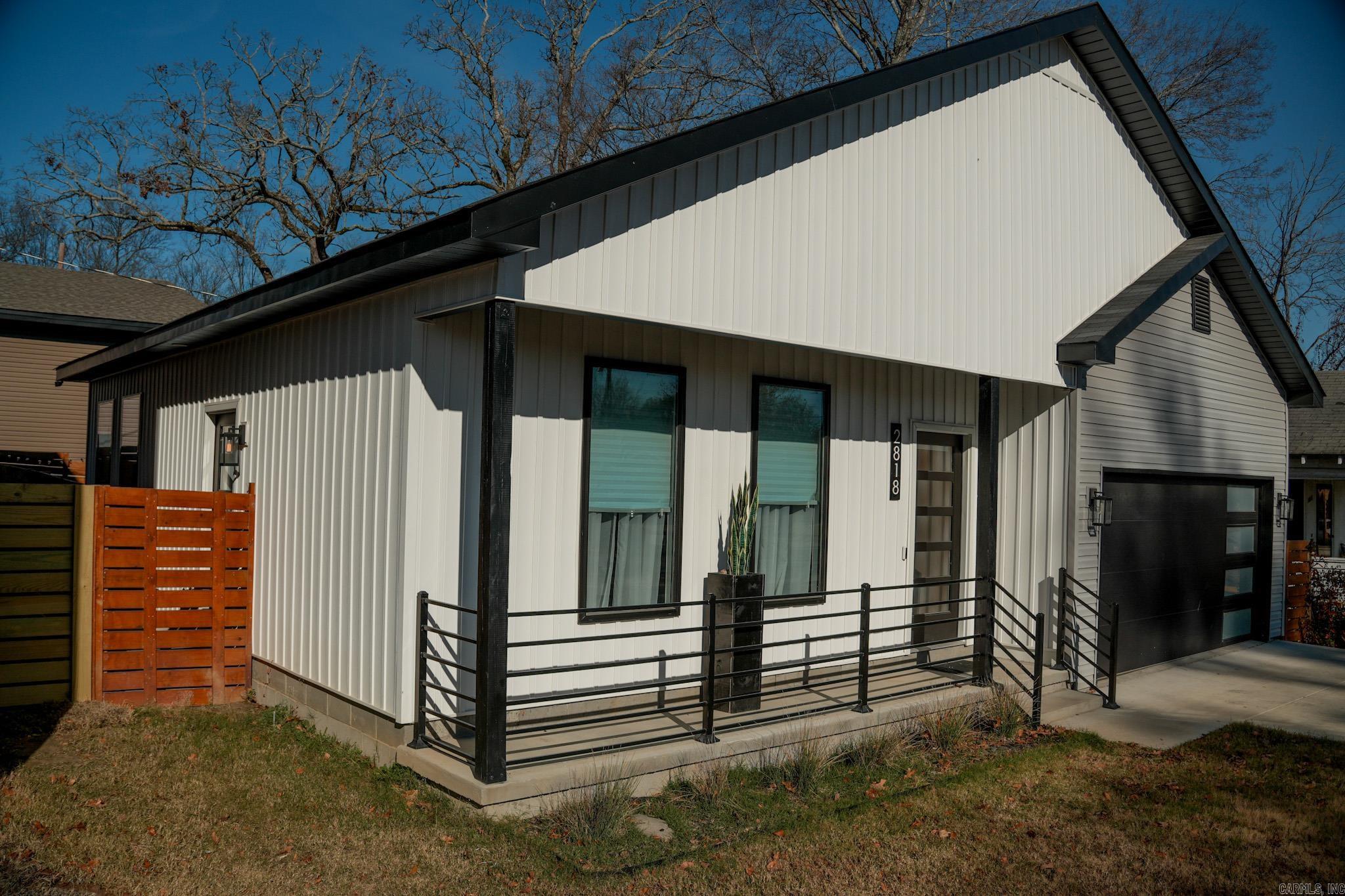 Roots & Coy - Residential