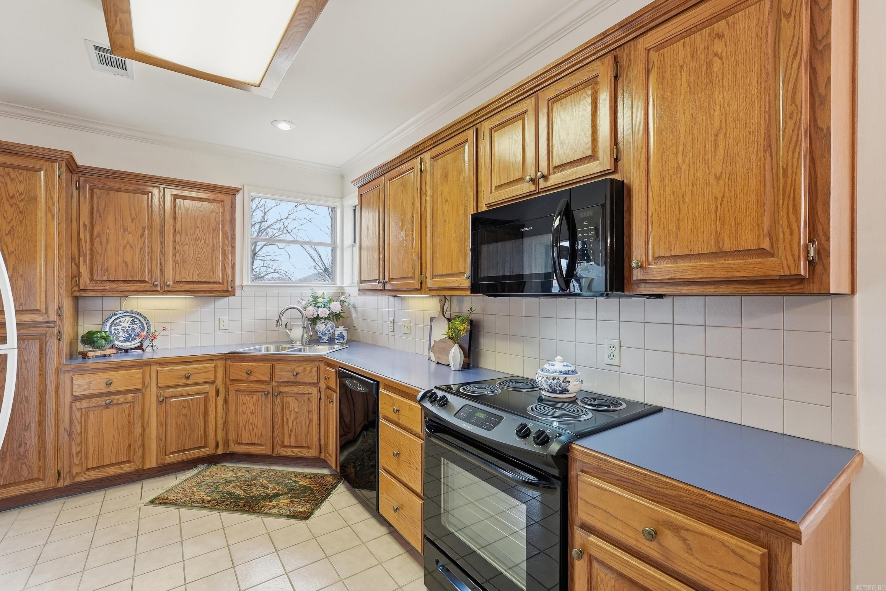 EDGEWATER ADDN - Residential