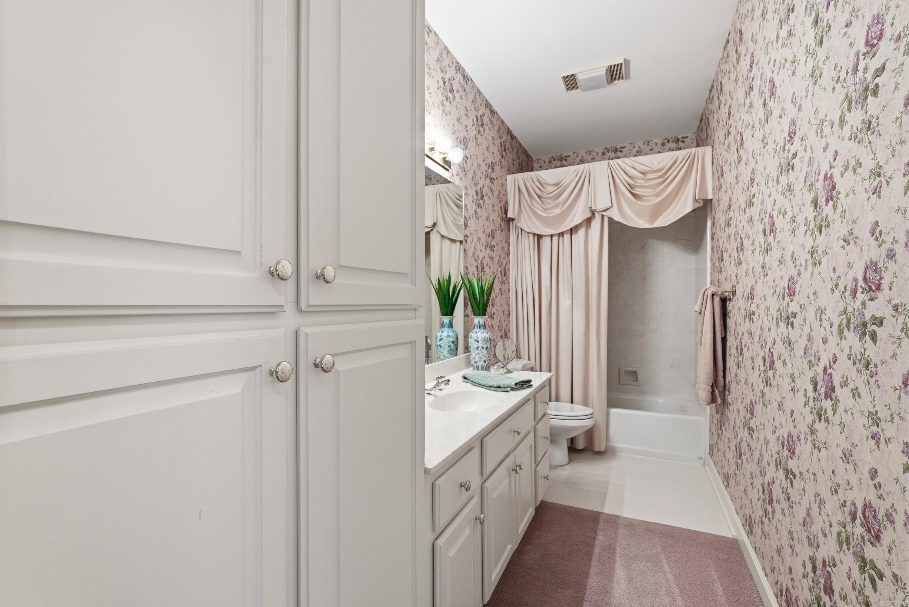 EDGEWATER ADDN - Residential