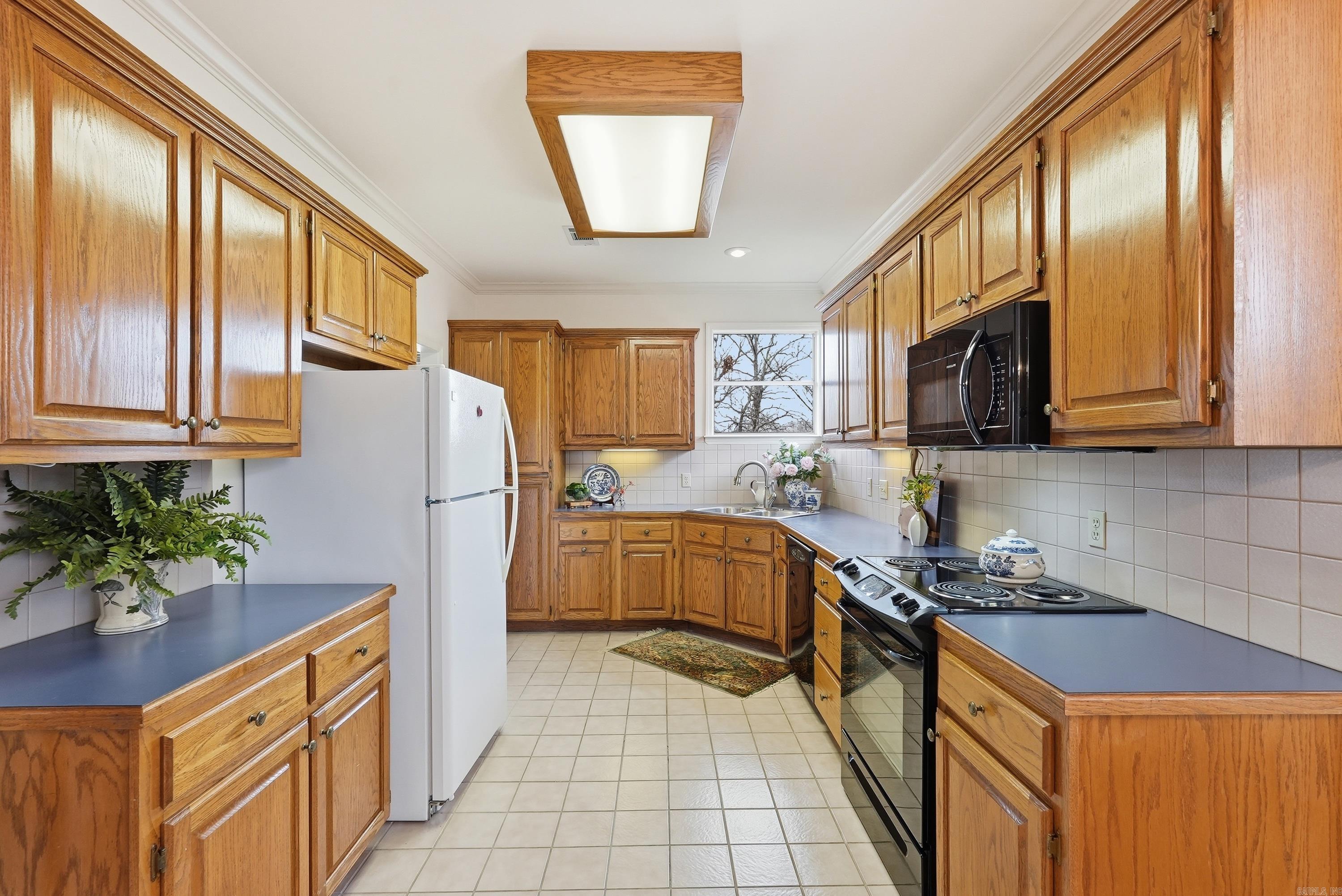 EDGEWATER ADDN - Residential