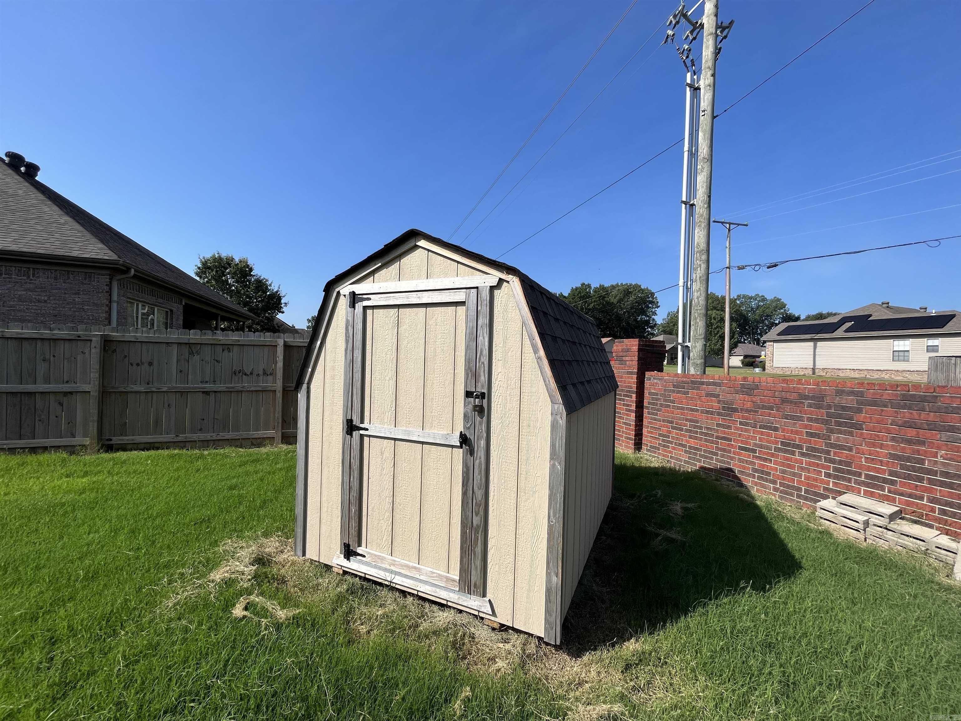 Souther Comforts Estates - Residential Lease