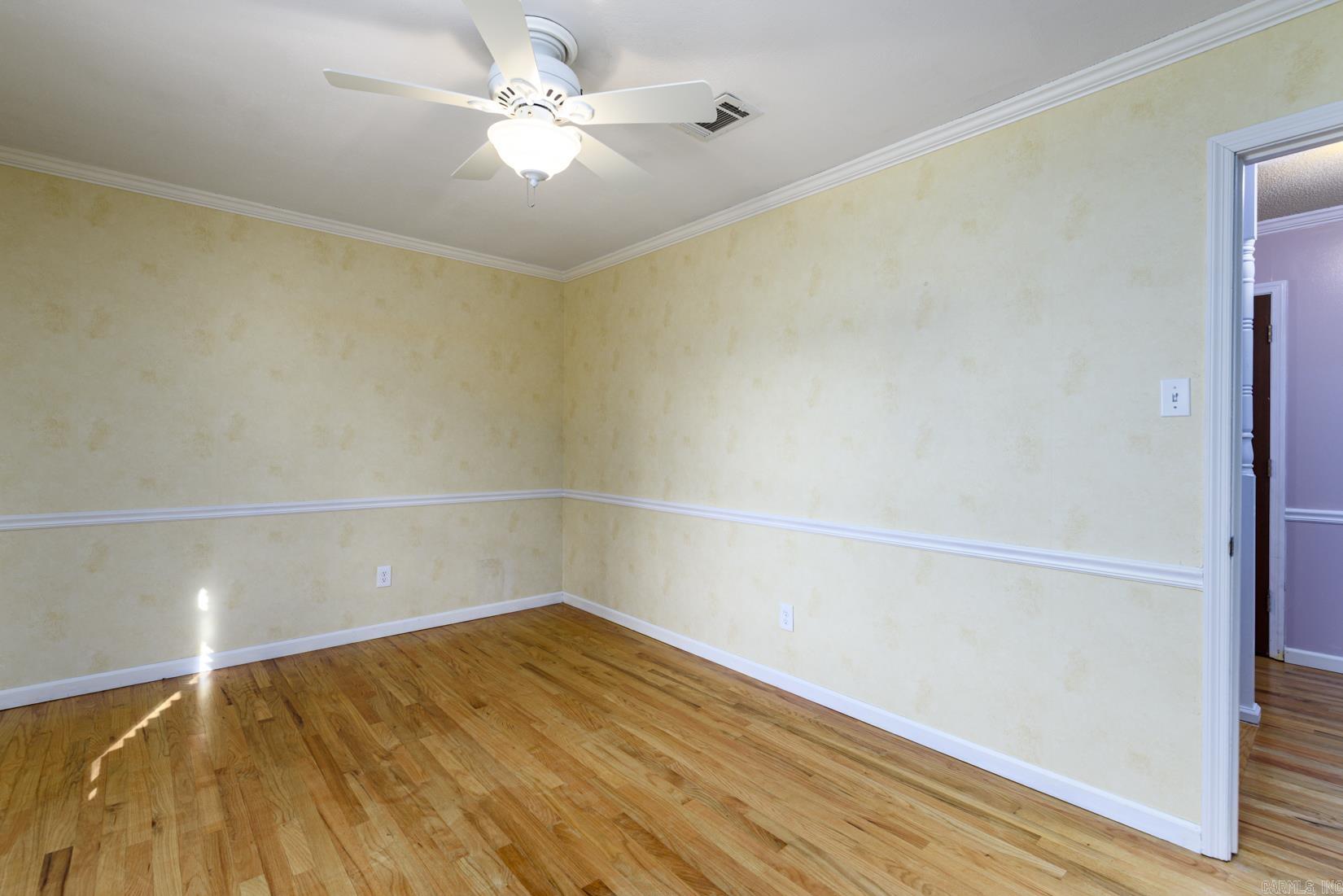 LONGLEA - Residential