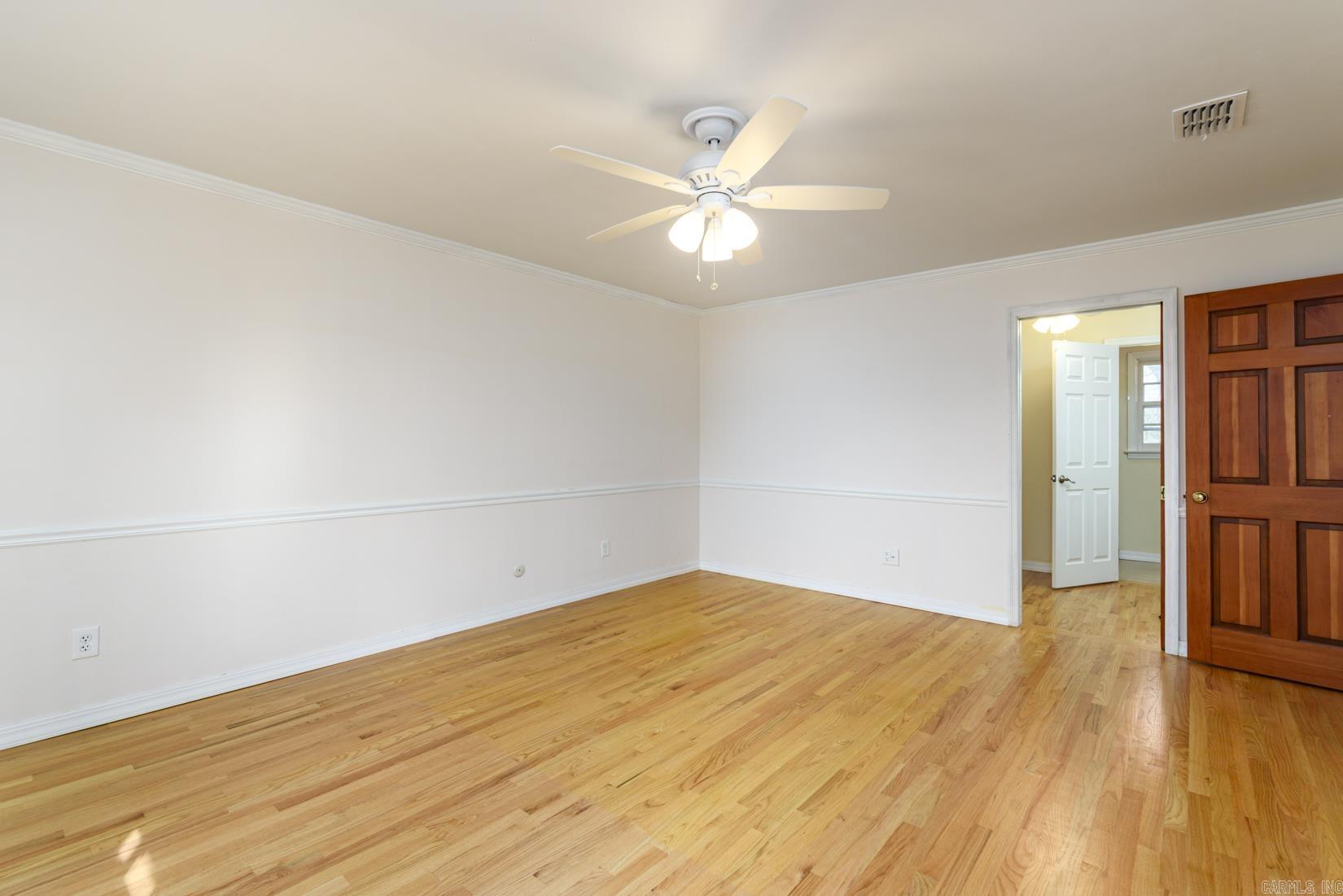 LONGLEA - Residential