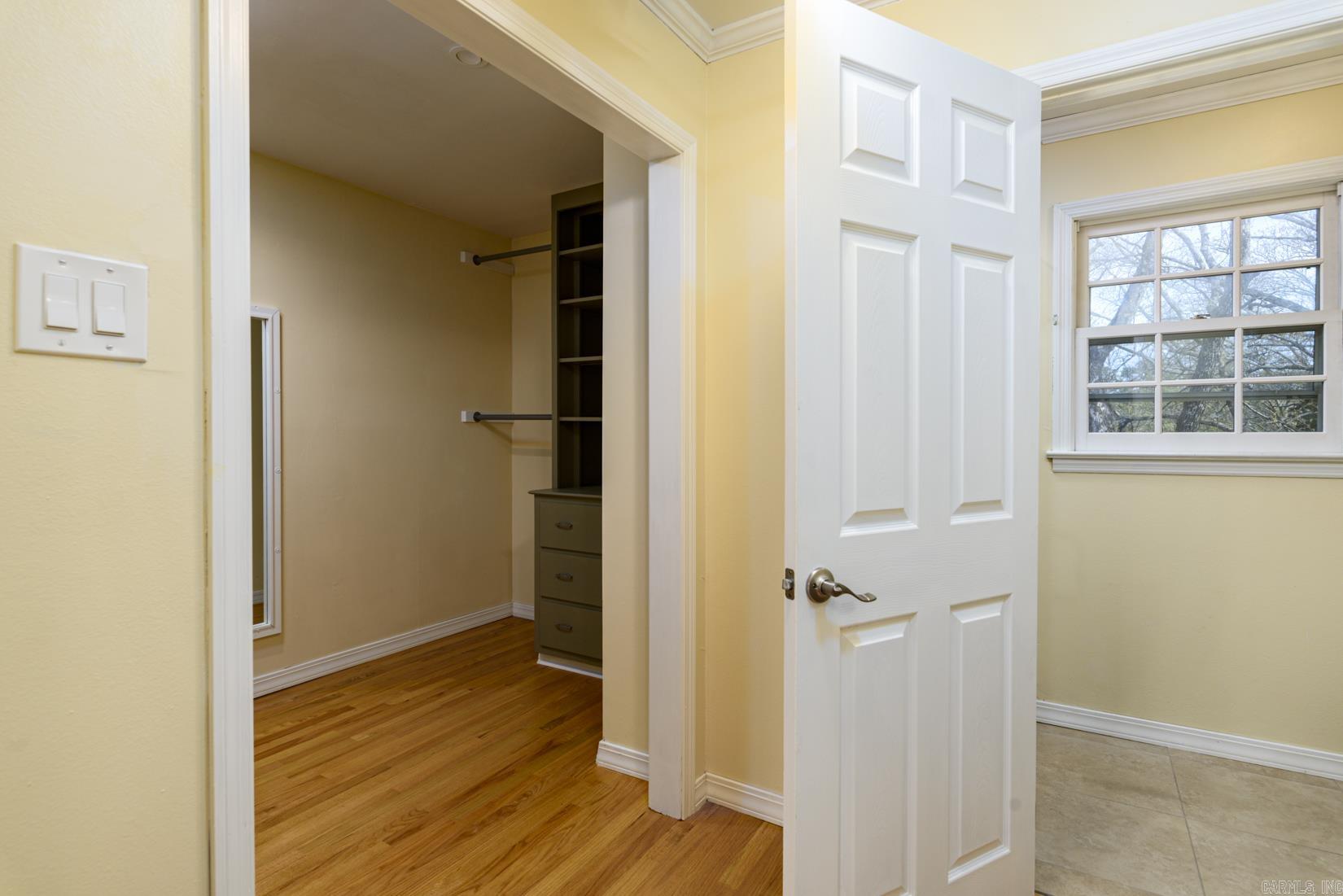 LONGLEA - Residential