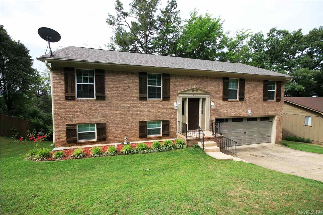 LEAWOOD MANOR - Residential