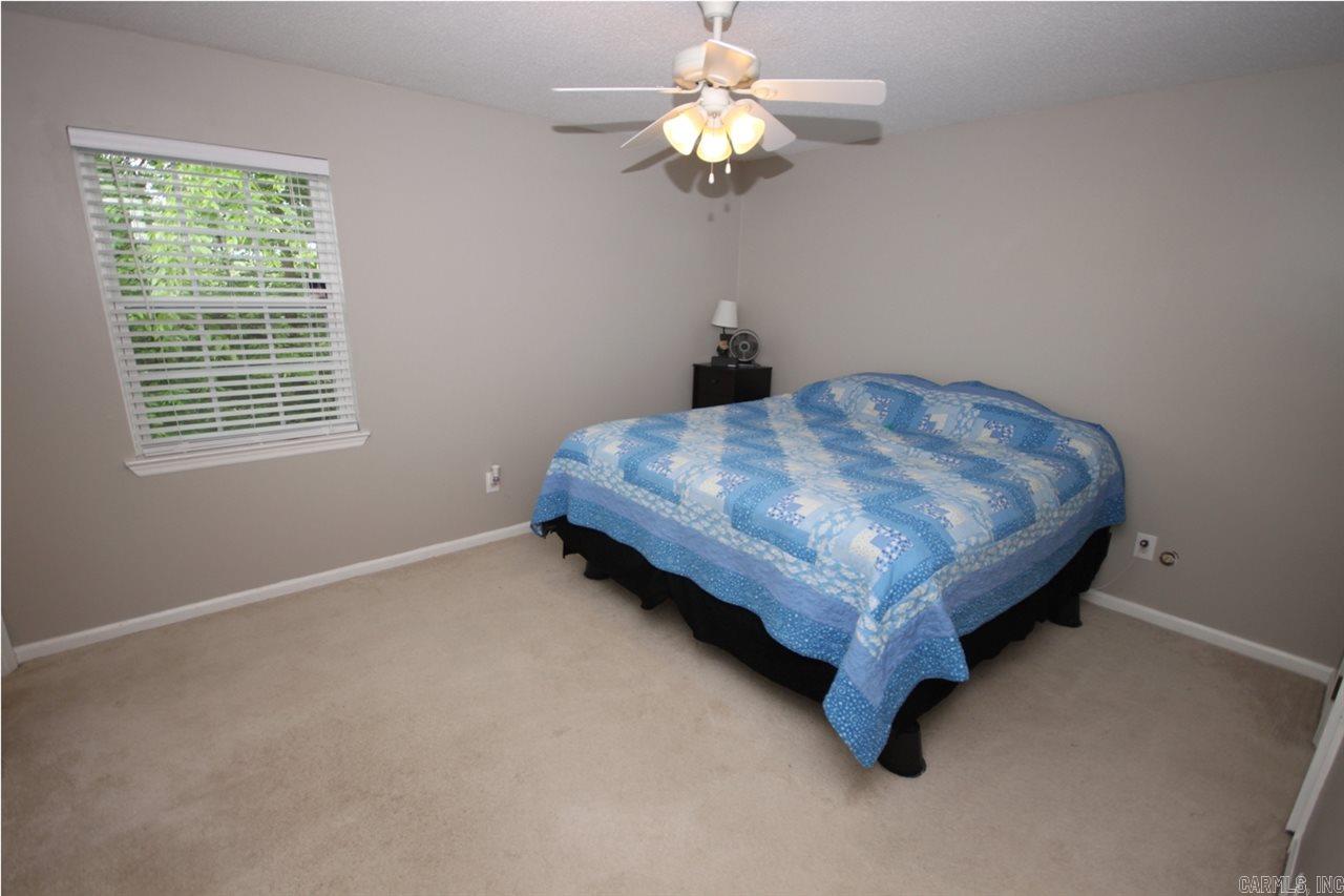 LEAWOOD MANOR - Residential