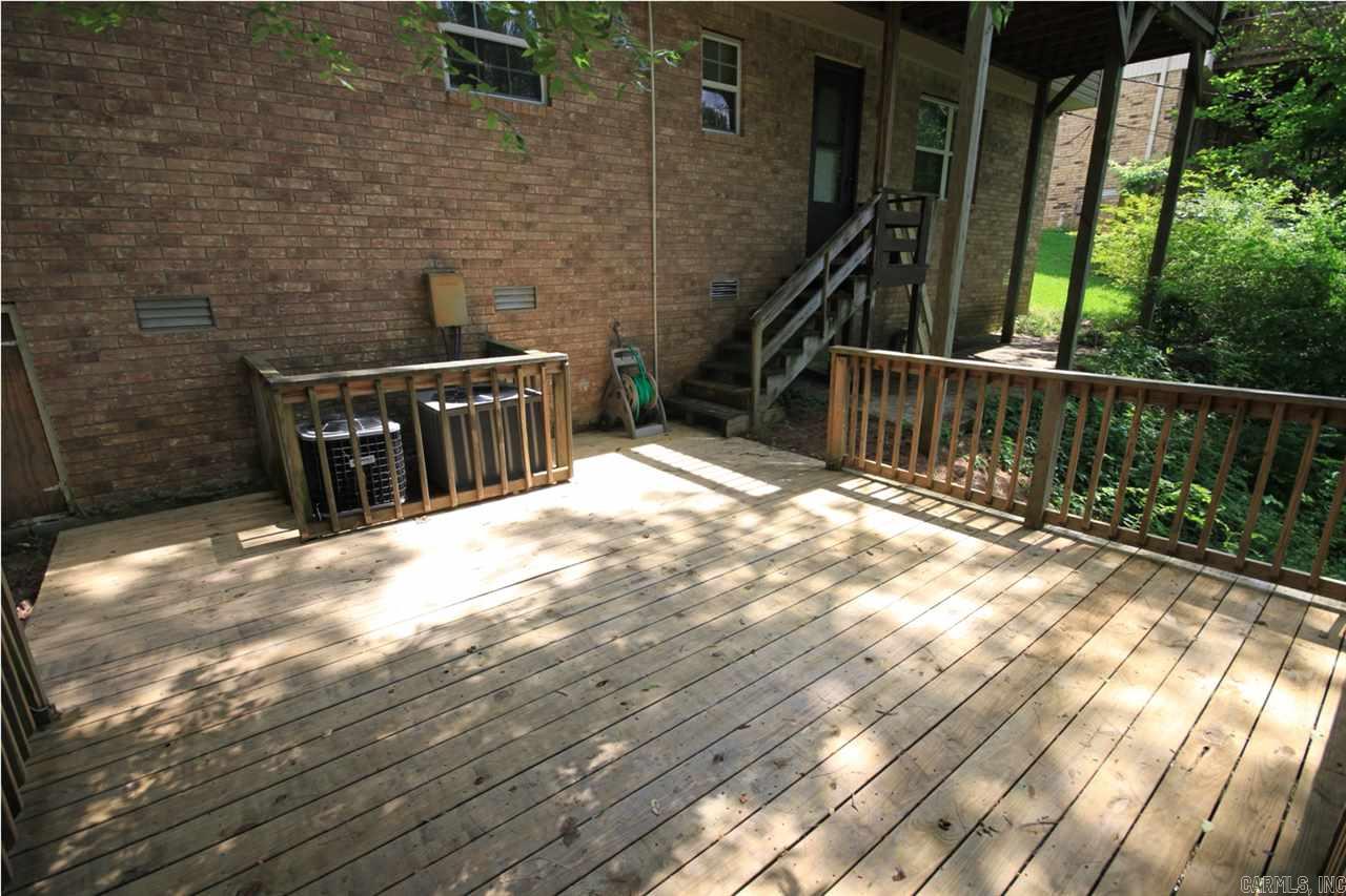 LEAWOOD MANOR - Residential