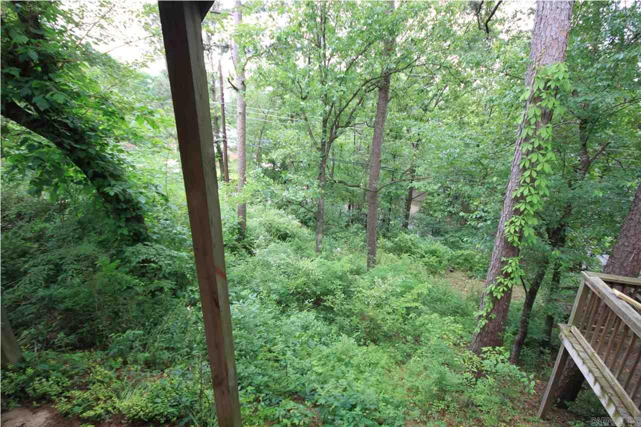 LEAWOOD MANOR - Residential