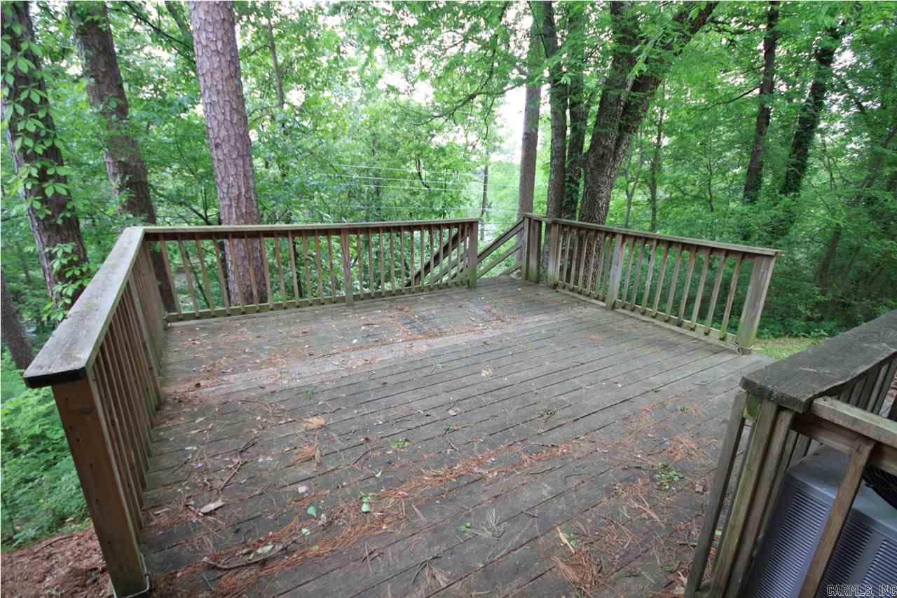 LEAWOOD MANOR - Residential