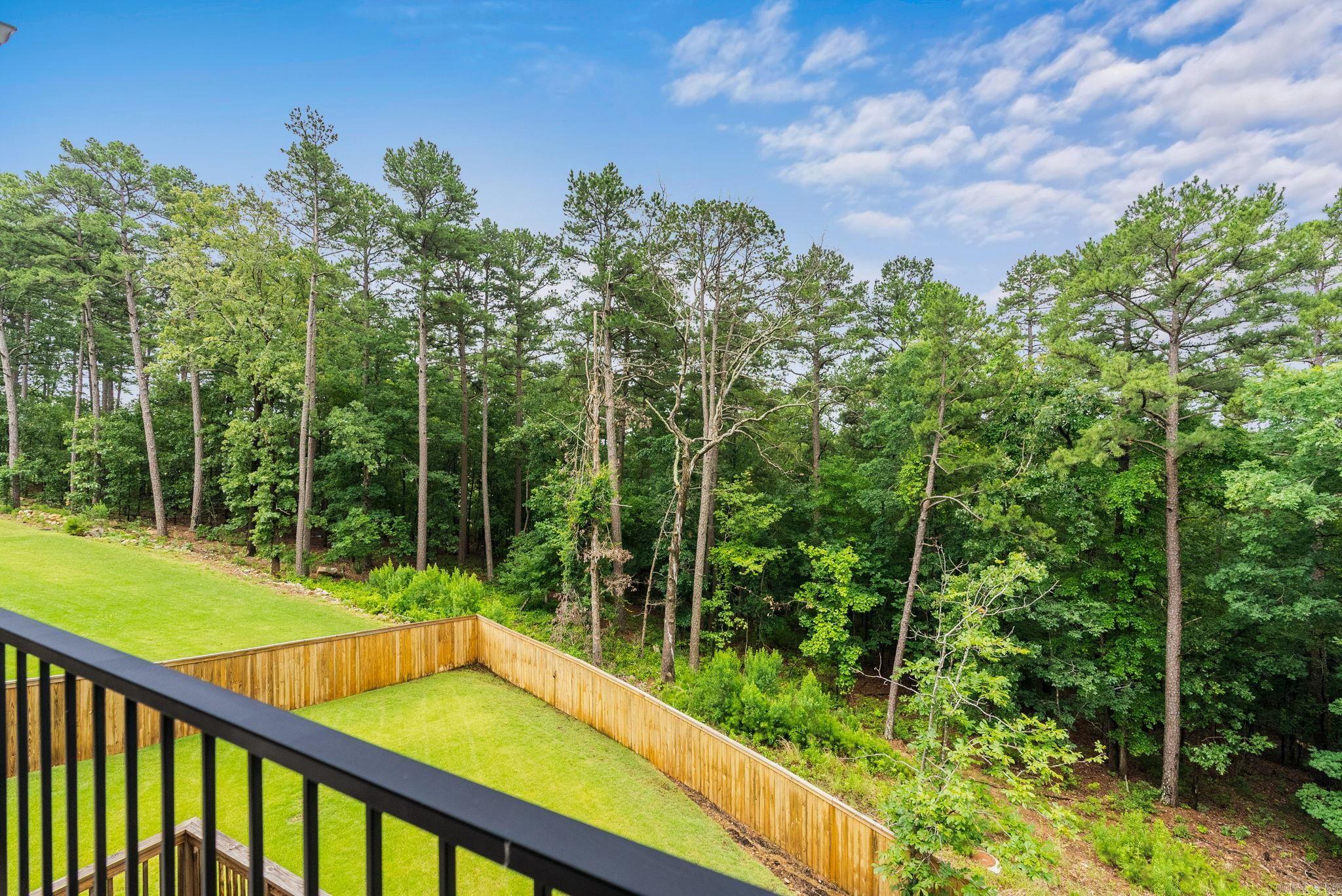 CHENAL VALLEY "FALSTONE COURT" - Residential