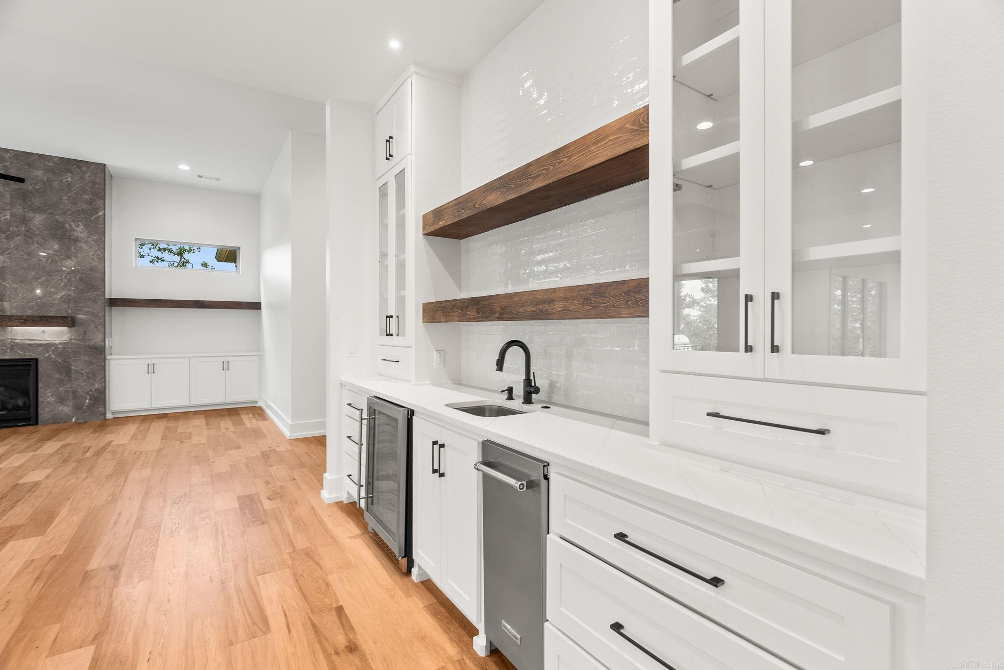 CHENAL VALLEY "FALSTONE COURT" - Residential