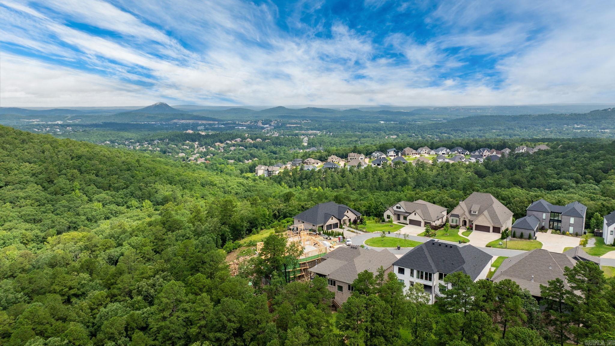 CHENAL VALLEY "FALSTONE COURT" - Residential