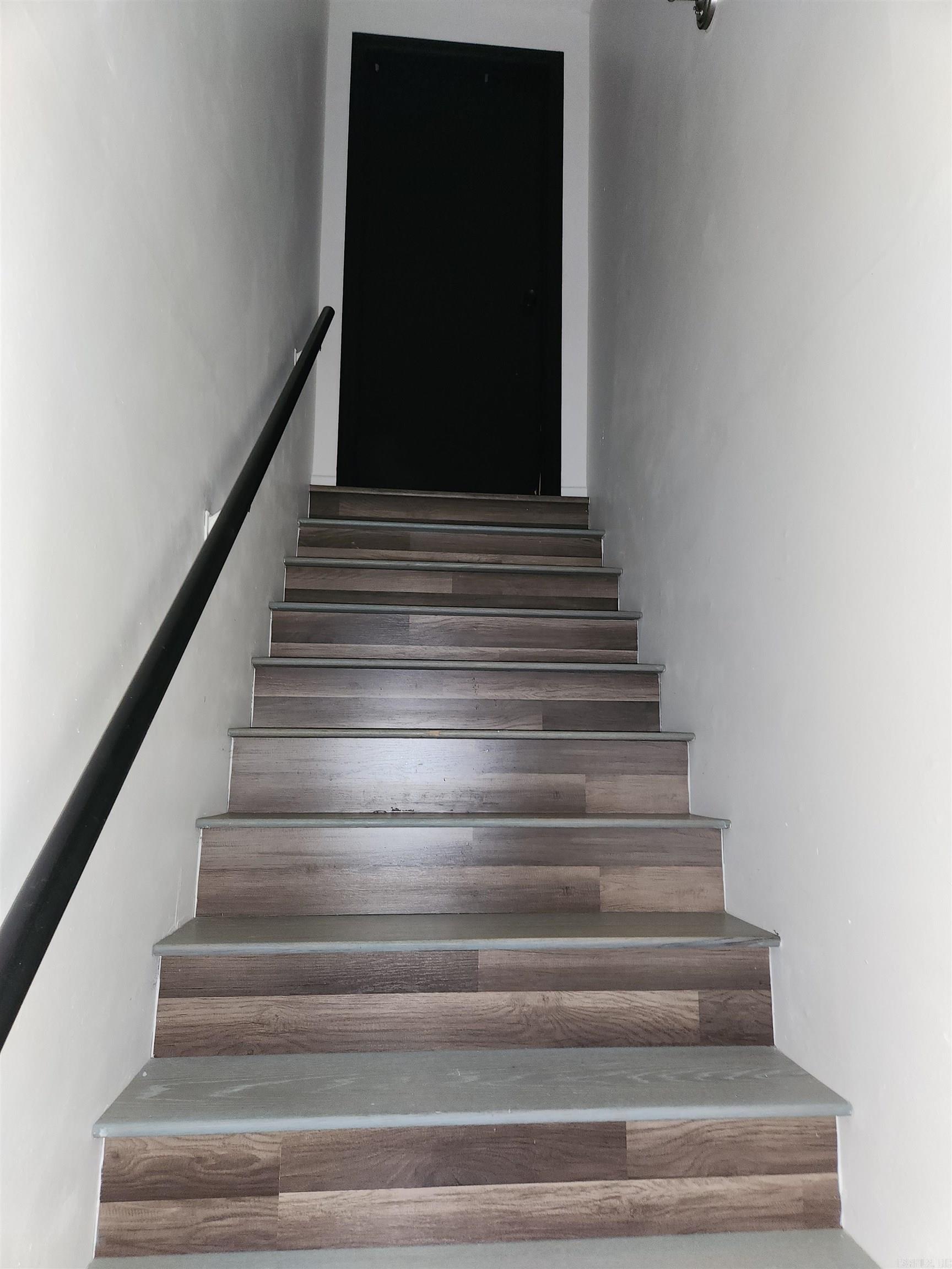 HIDDEN VALLEY - Residential