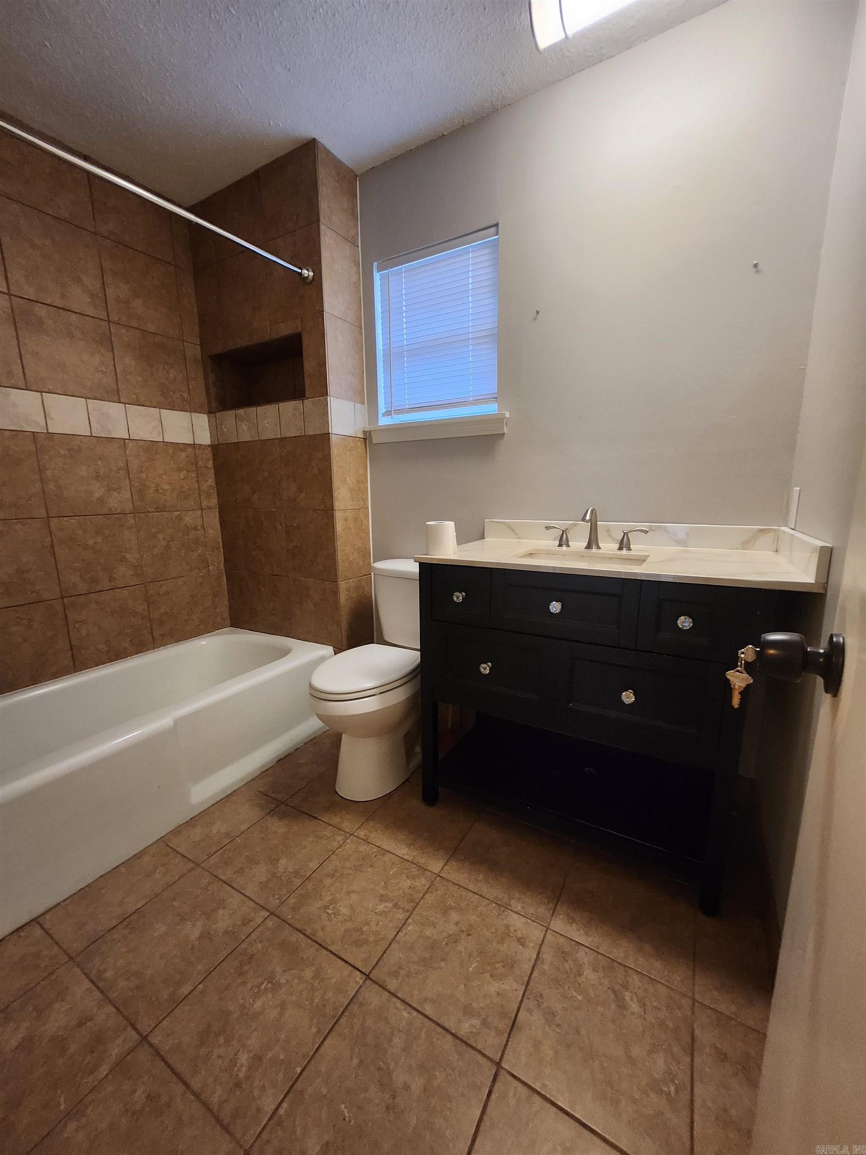 HIDDEN VALLEY - Residential