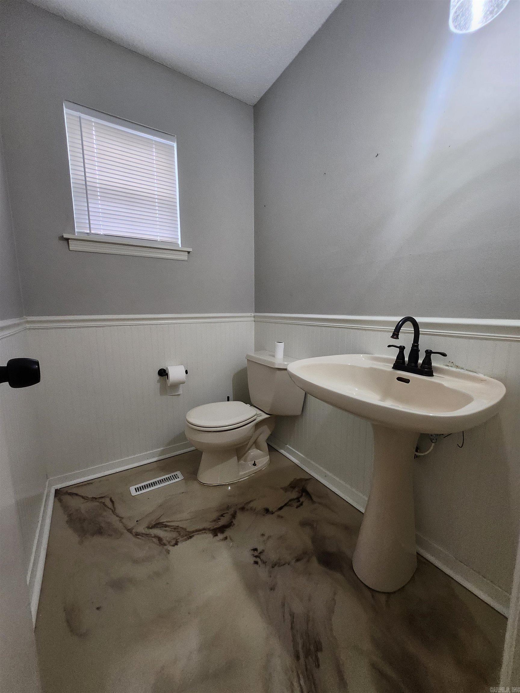 HIDDEN VALLEY - Residential