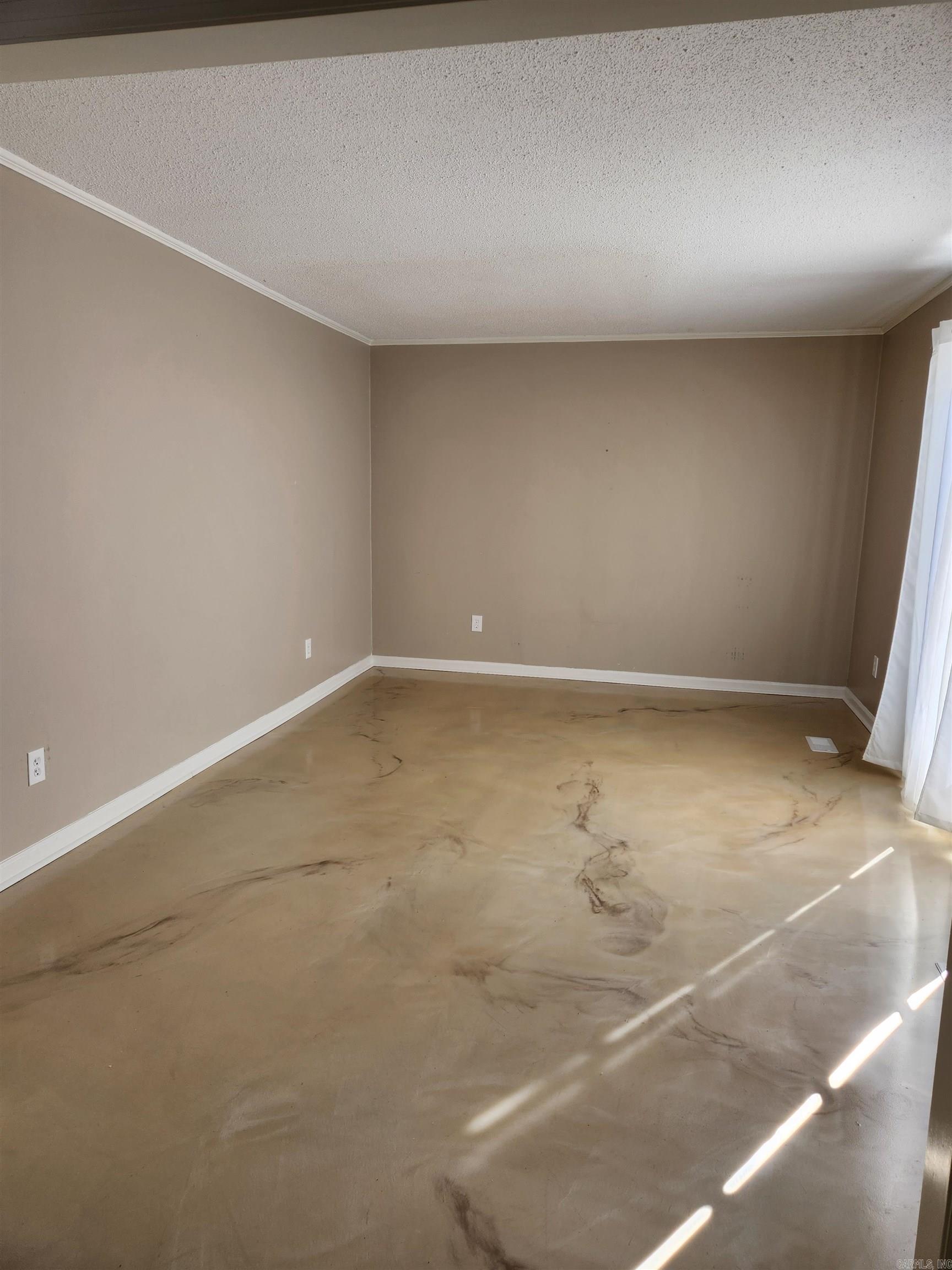 HIDDEN VALLEY - Residential