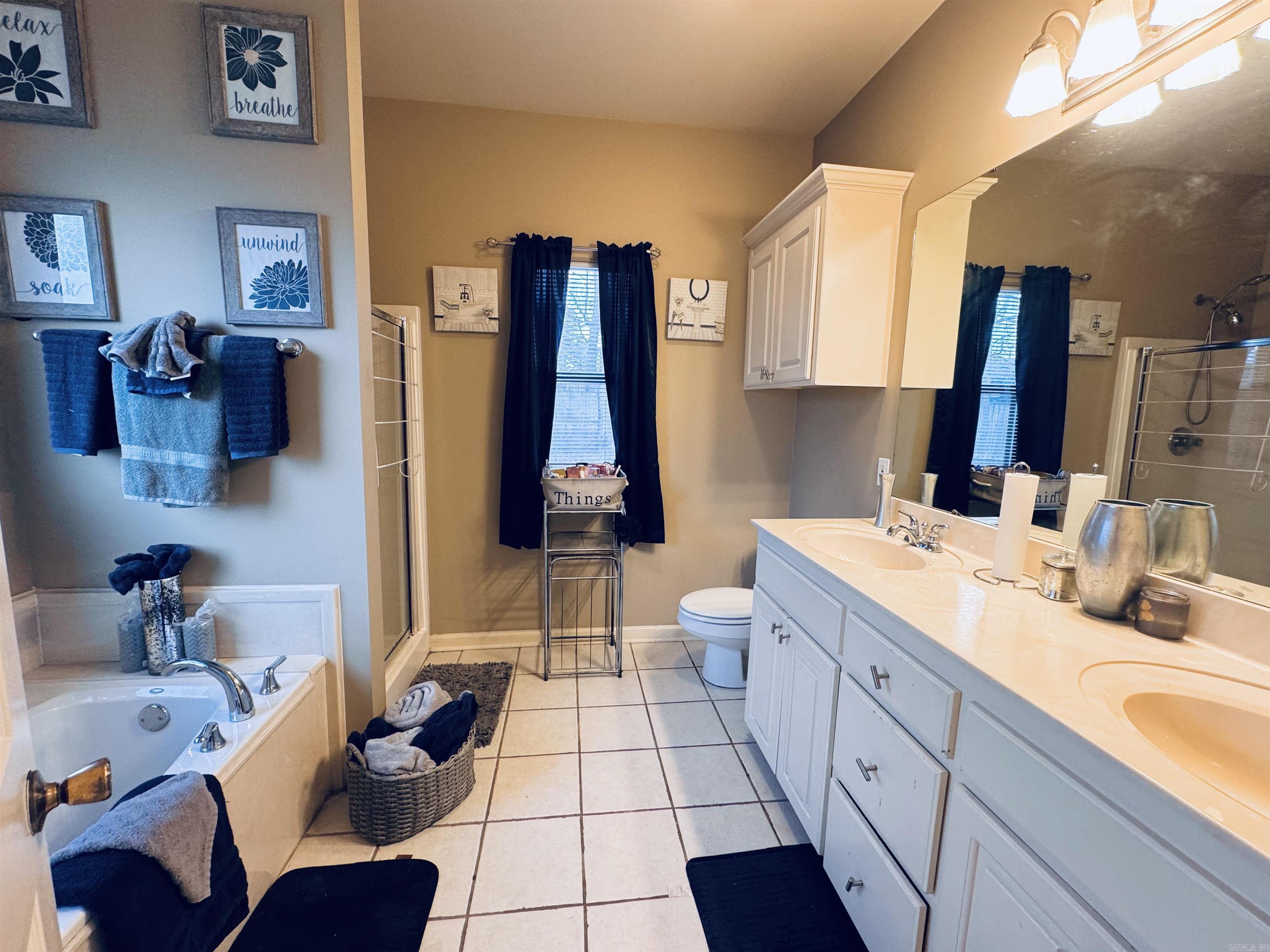 MYSTERY WOODS - Residential