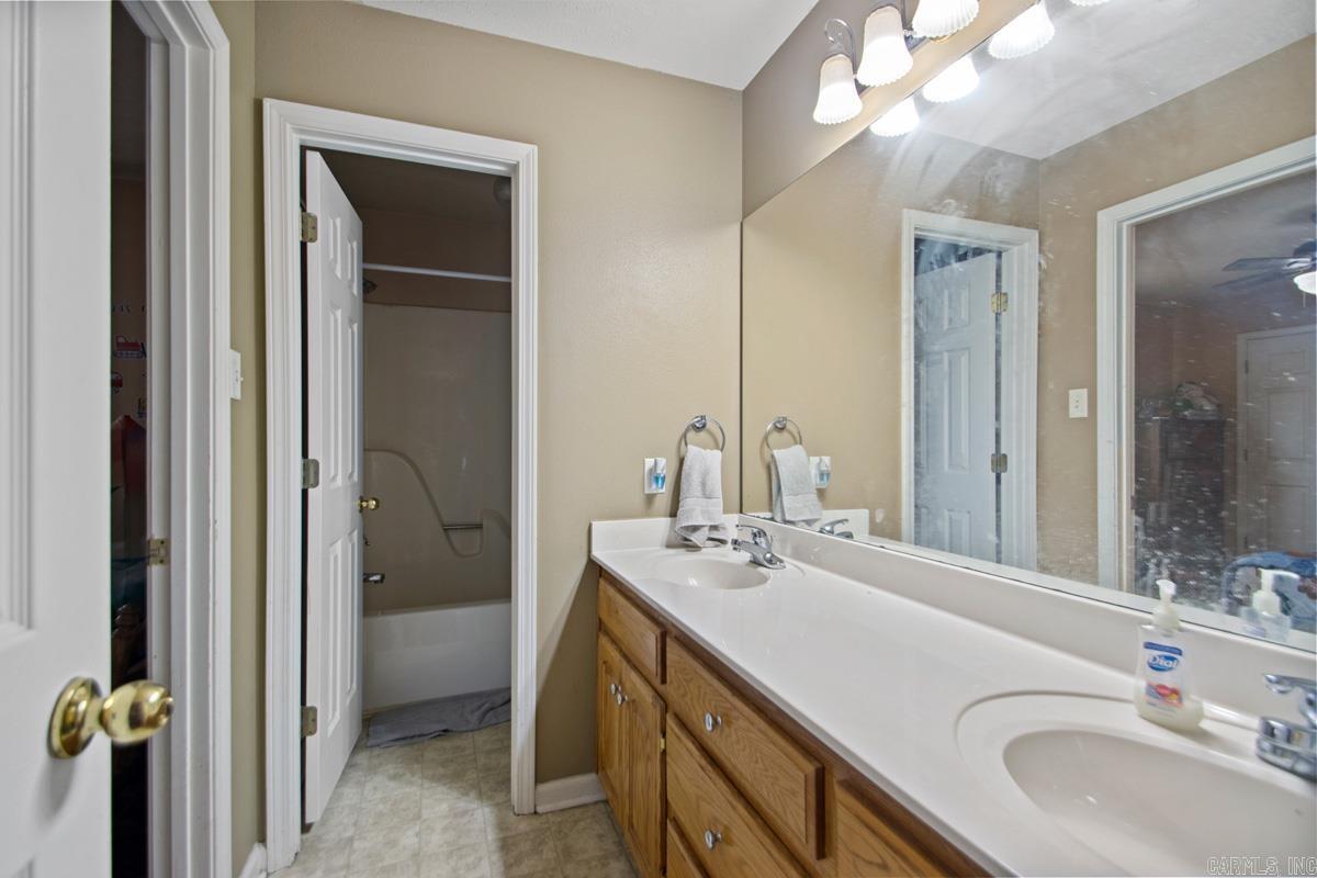 EAGLE POINT - Residential