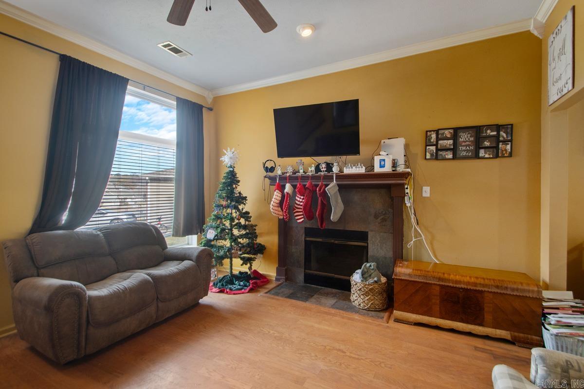 EAGLE POINT - Residential