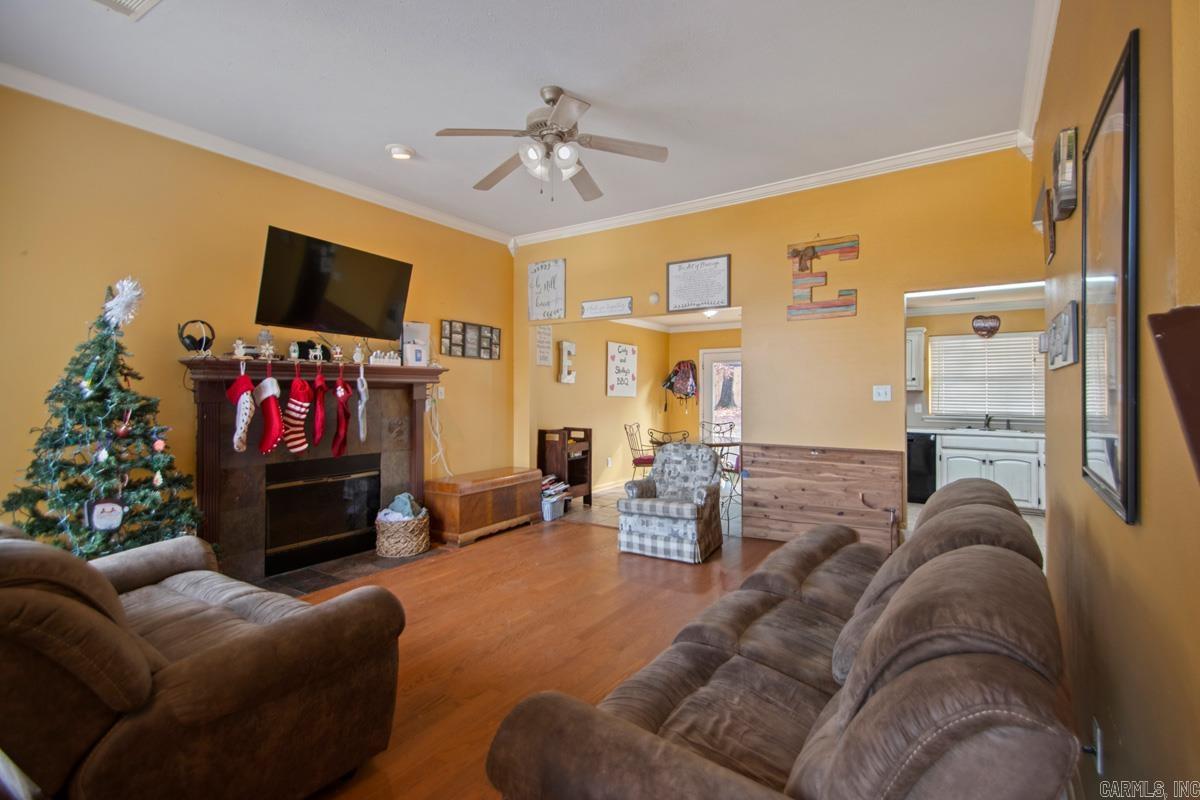 EAGLE POINT - Residential