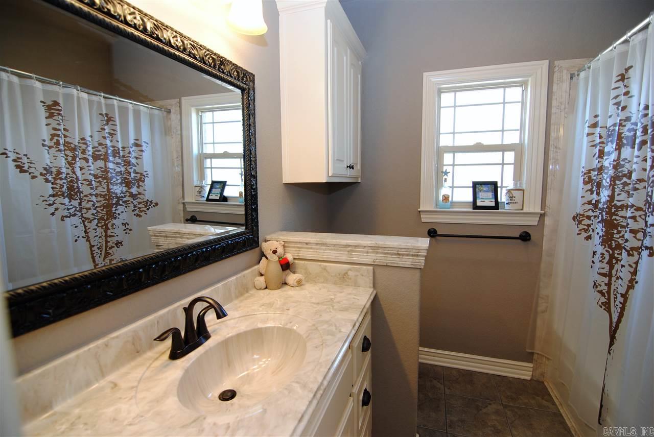 Base Meadows - Residential Lease