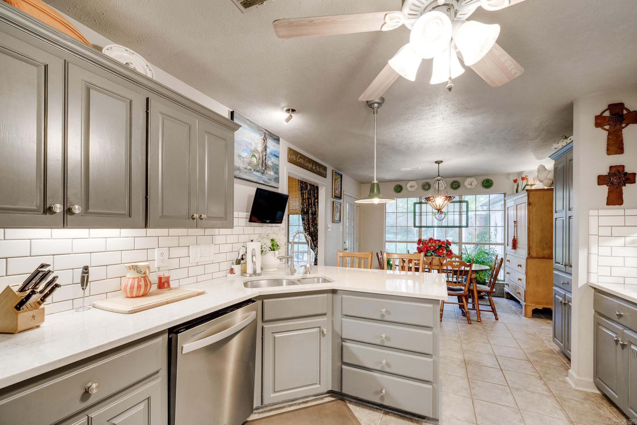 KROOKED KREEK - Residential