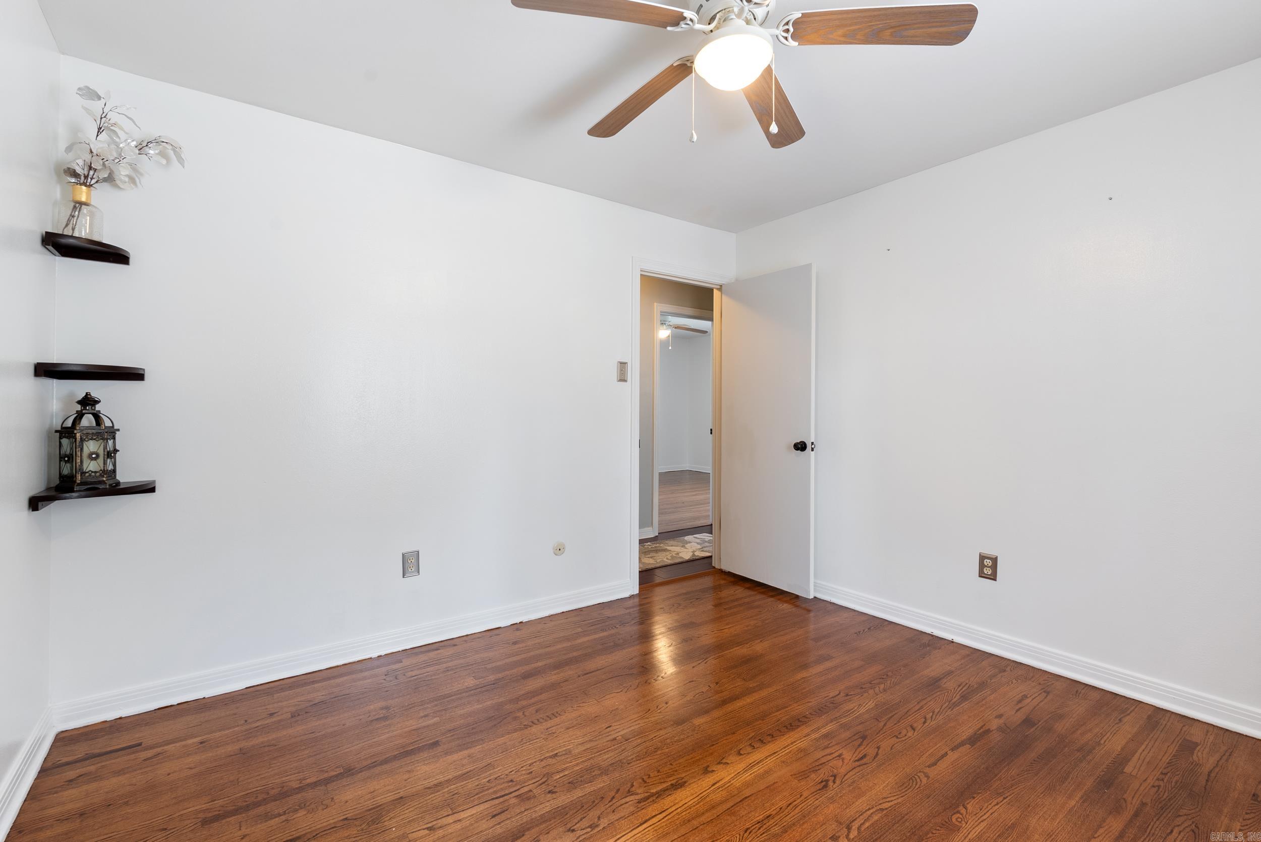 LAKEWOOD - Residential