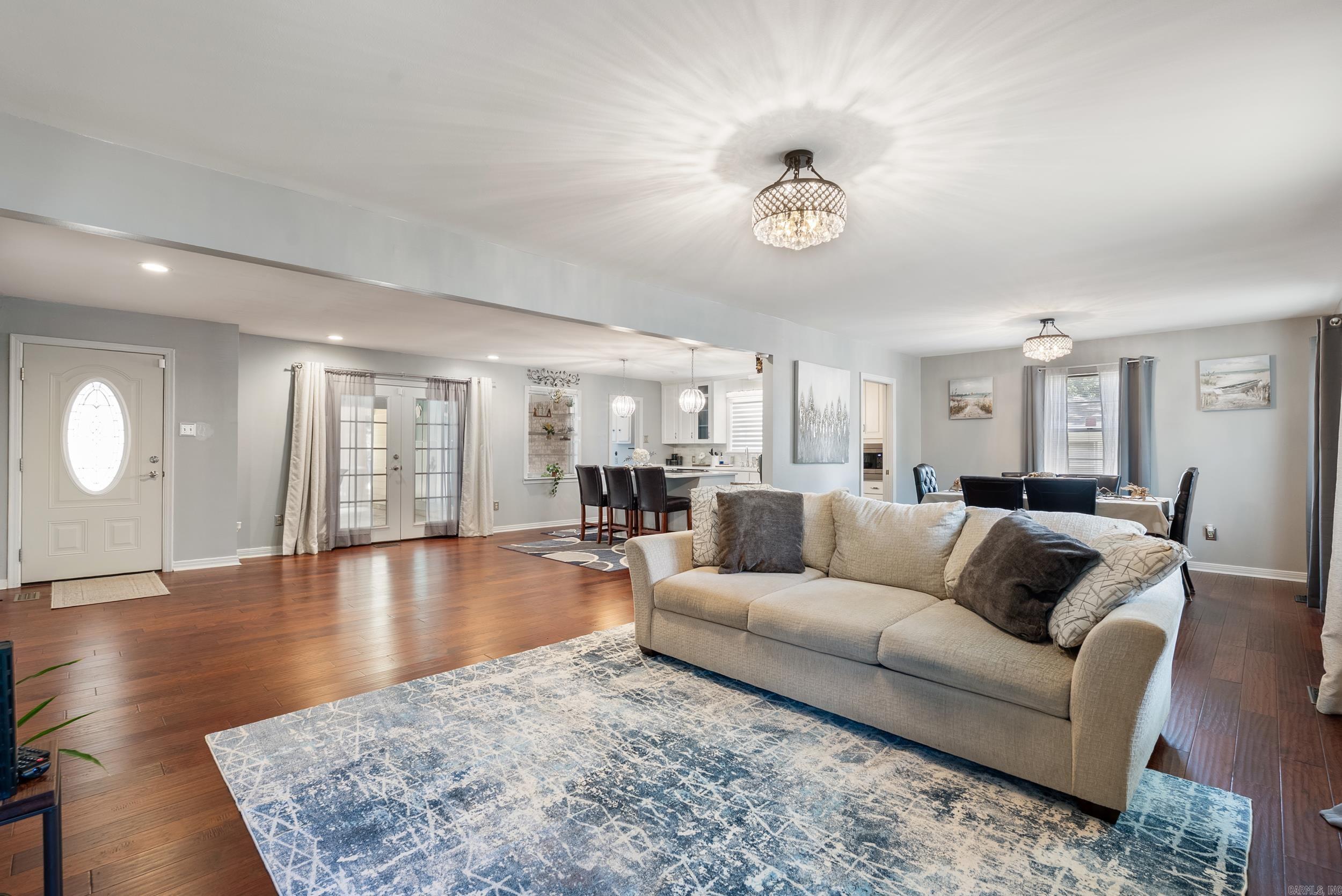 LAKEWOOD - Residential