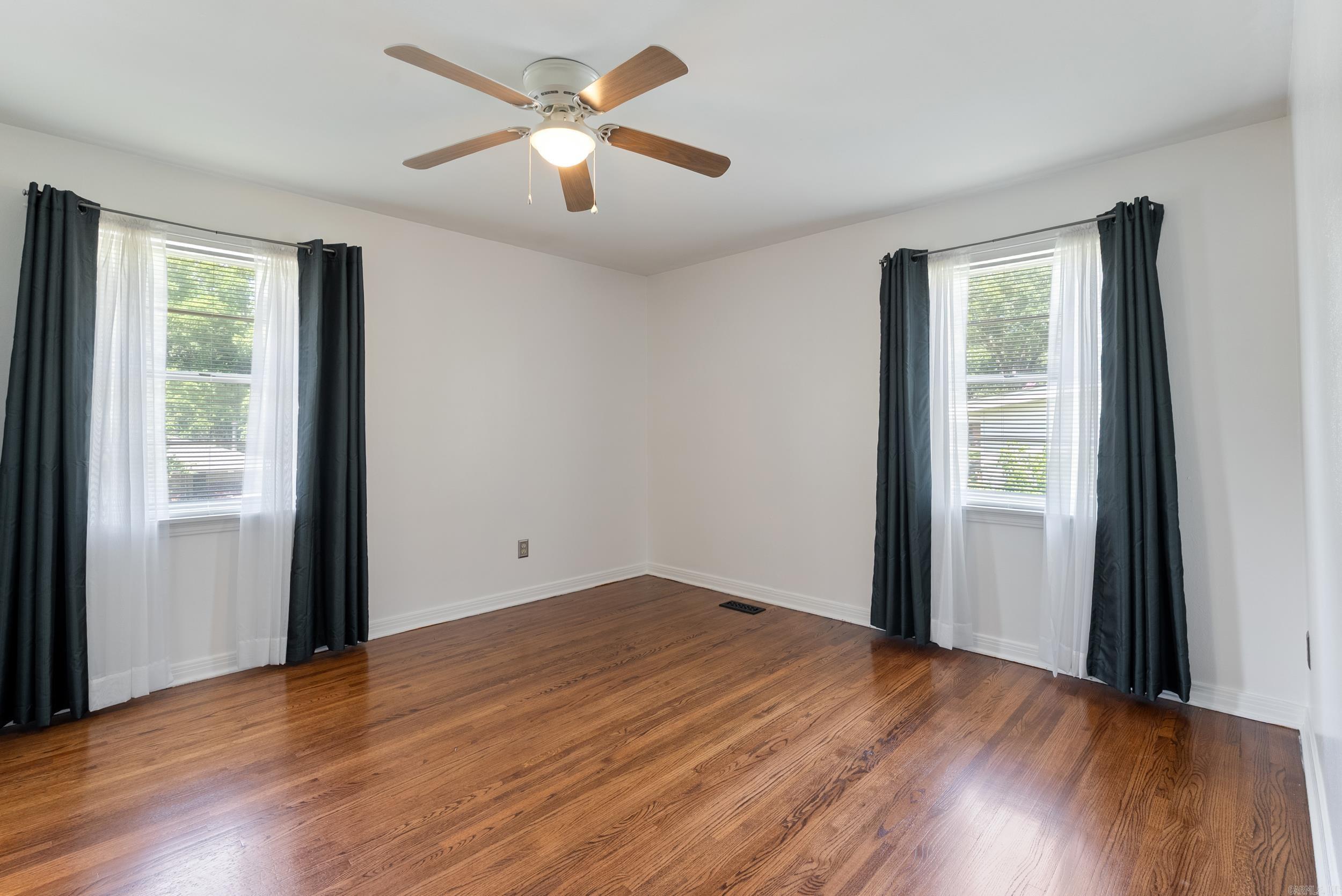 LAKEWOOD - Residential