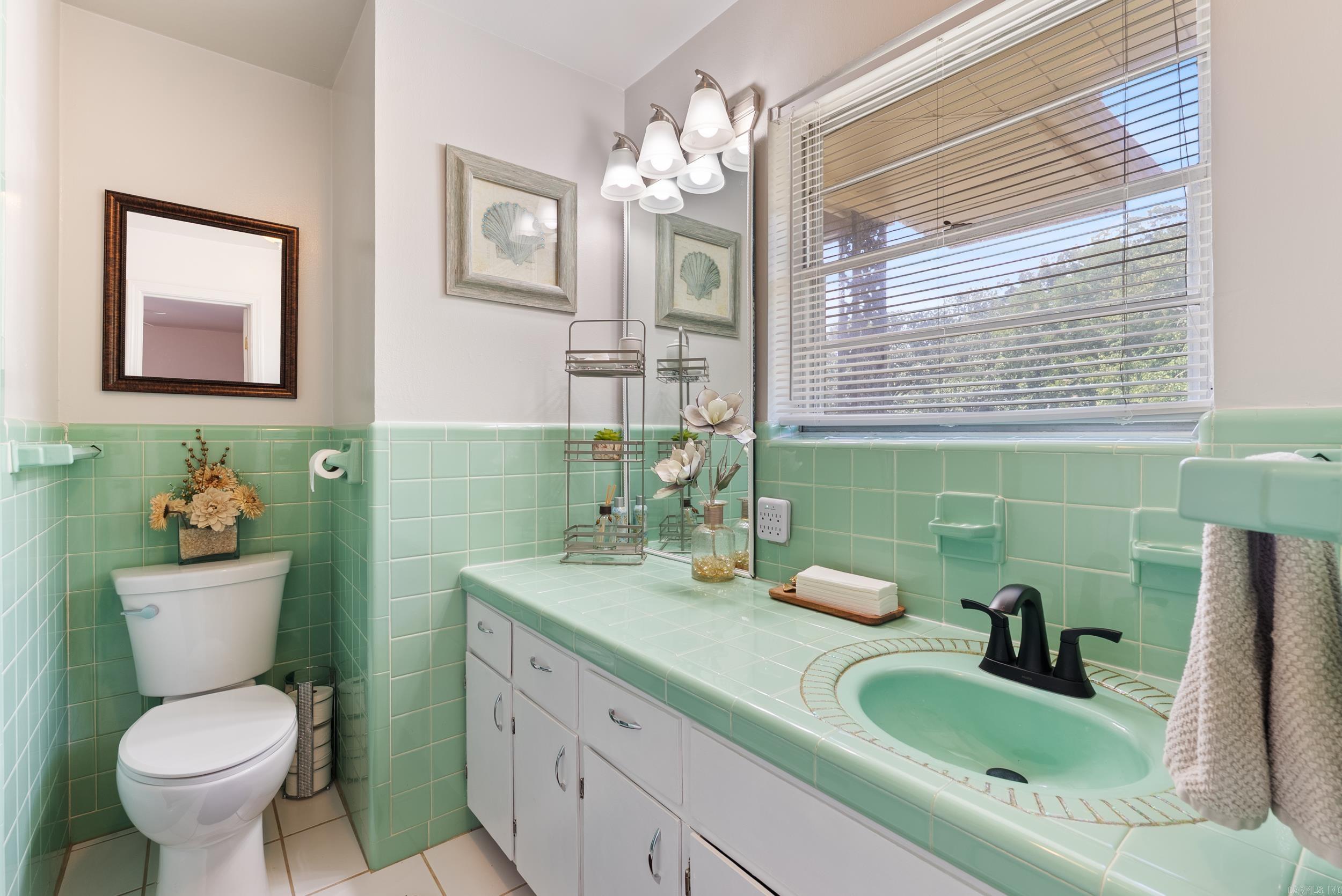 LAKEWOOD - Residential