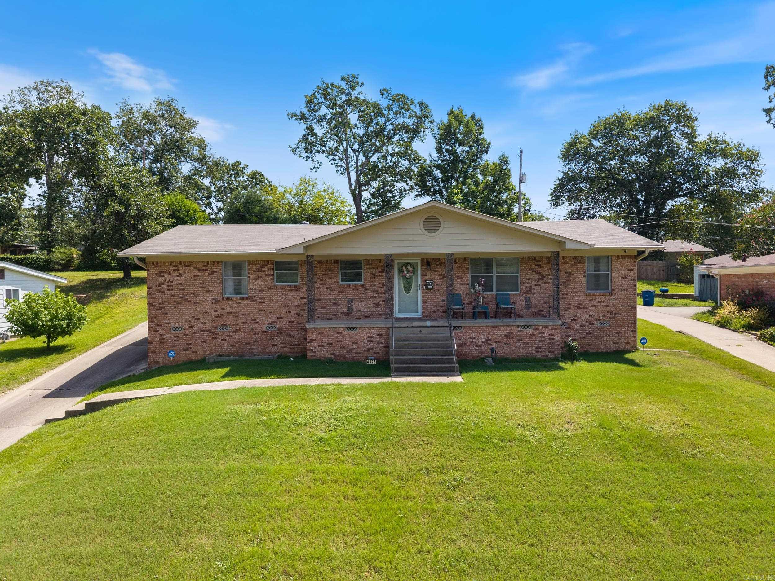 LAKEWOOD - Residential