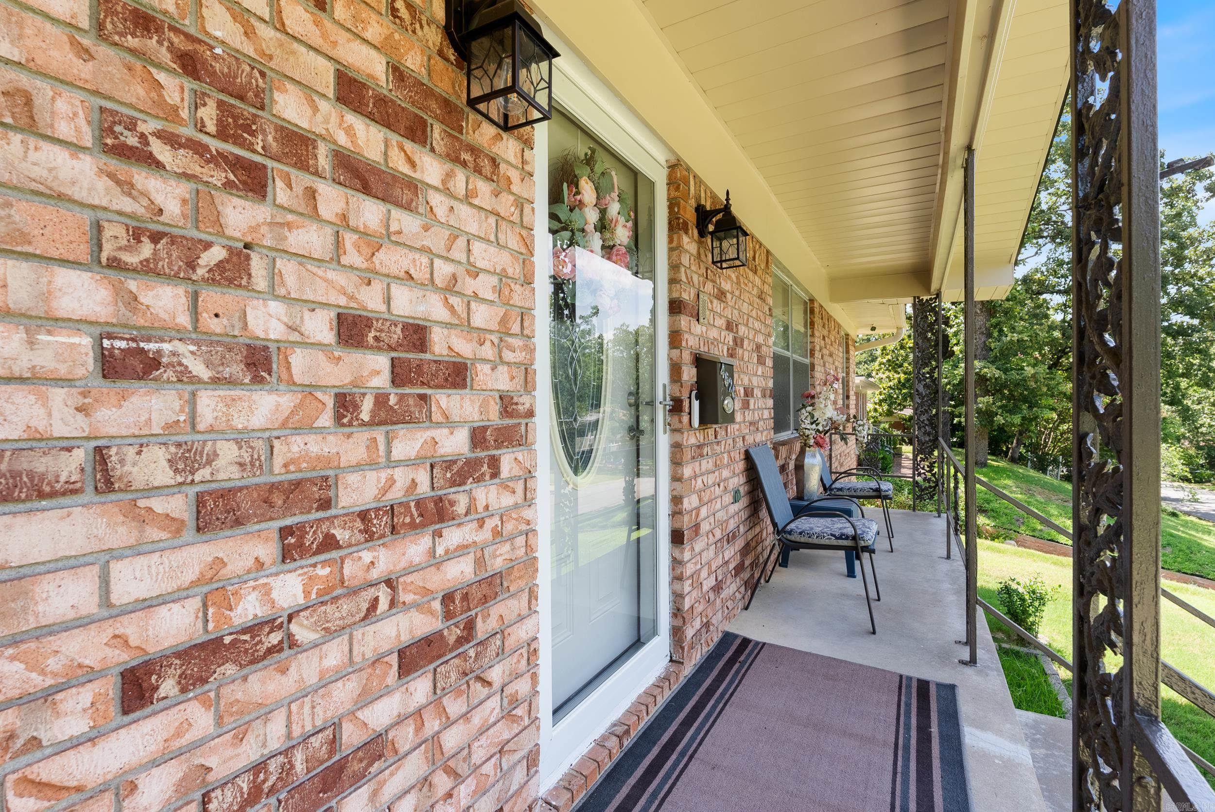 LAKEWOOD - Residential