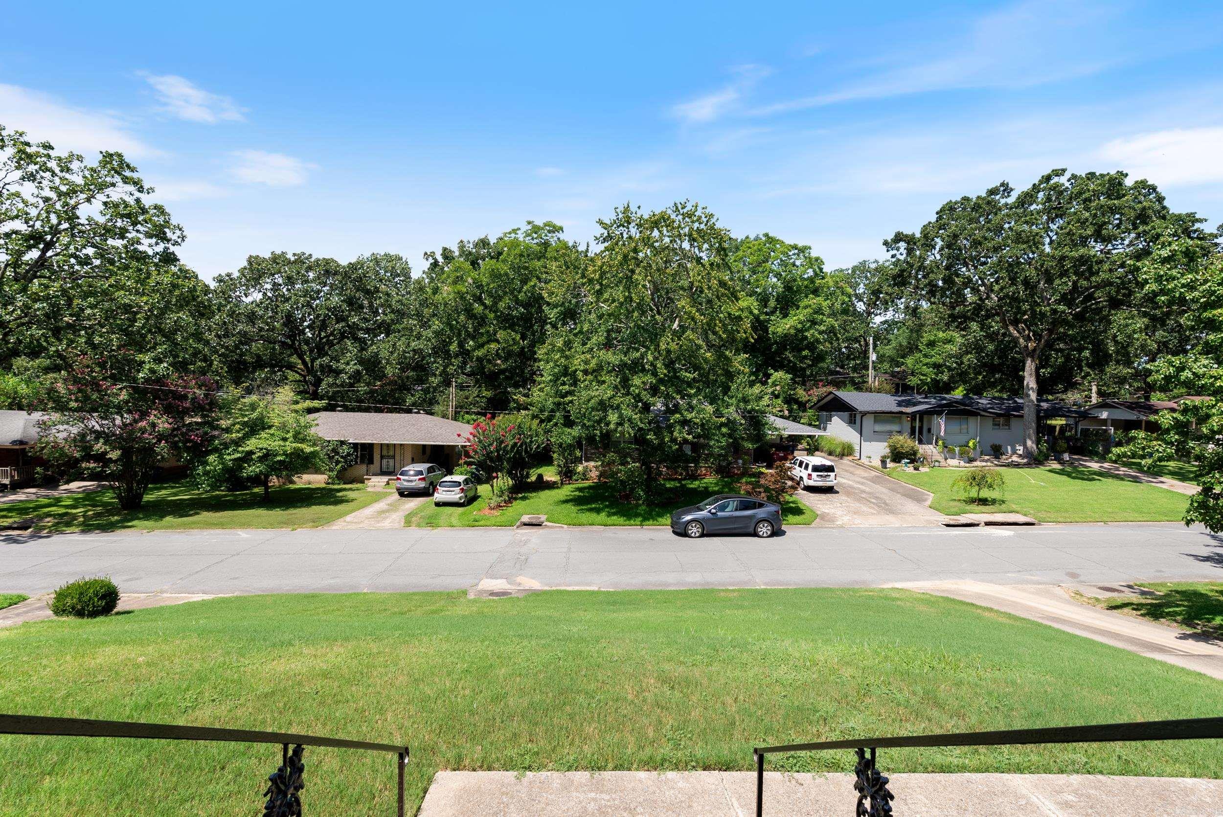 LAKEWOOD - Residential