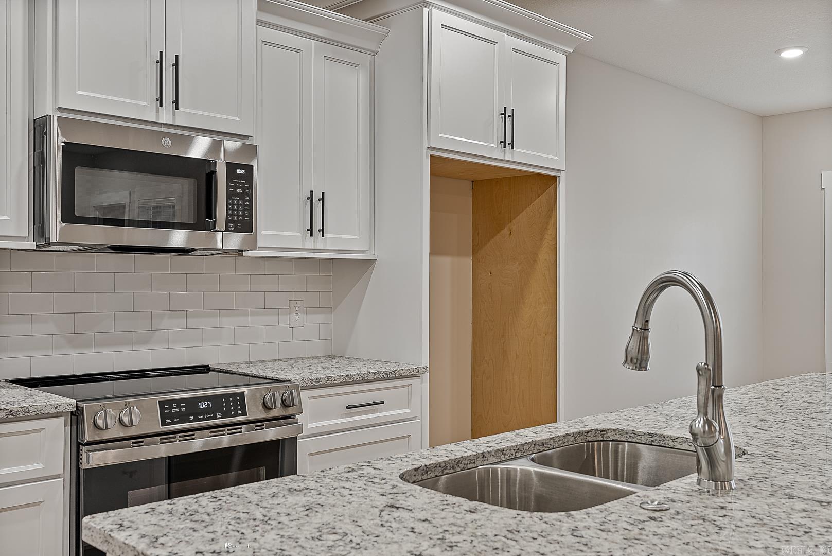 Summit Ridge - Residential