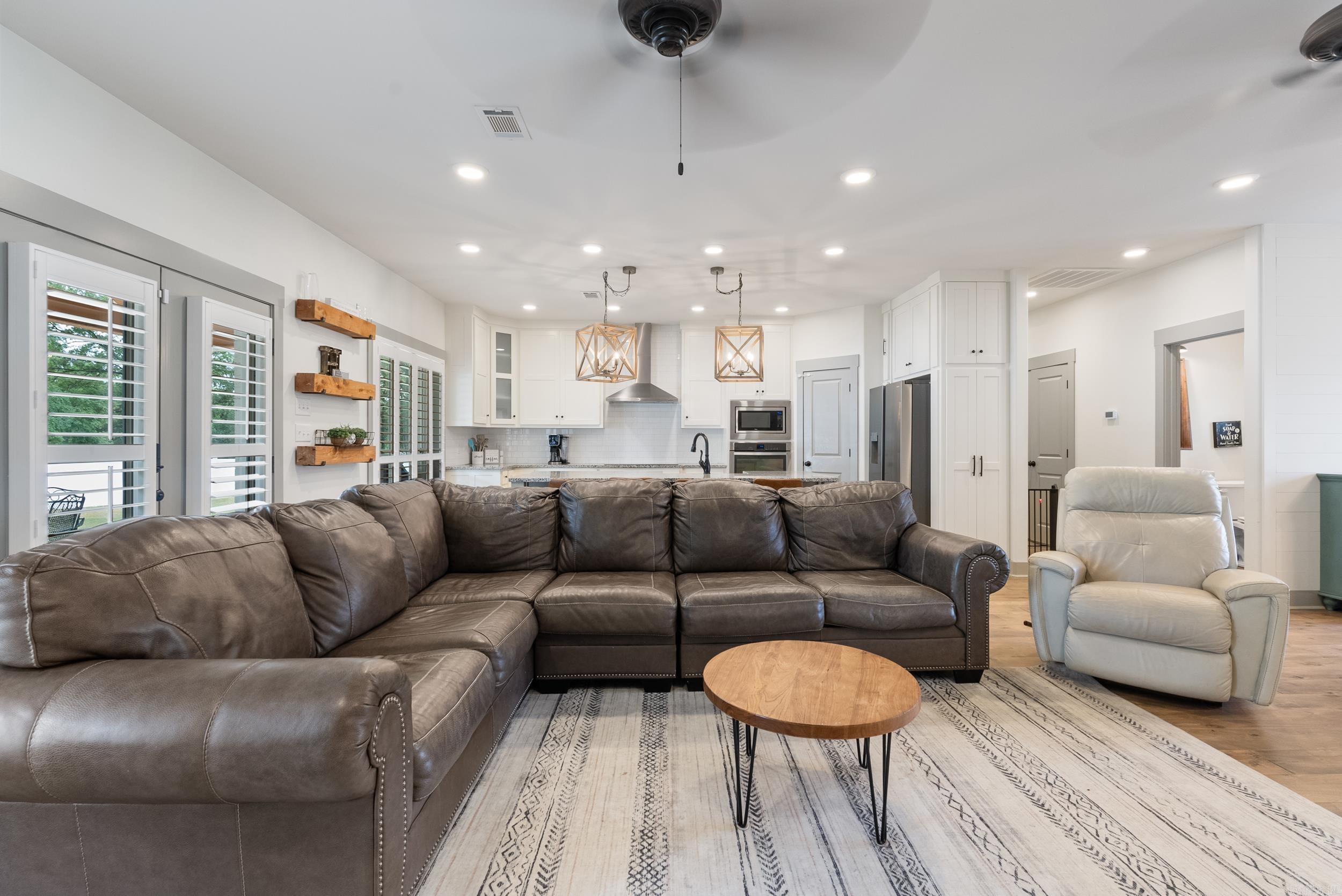 SIMMENTAL VALLEY - Residential