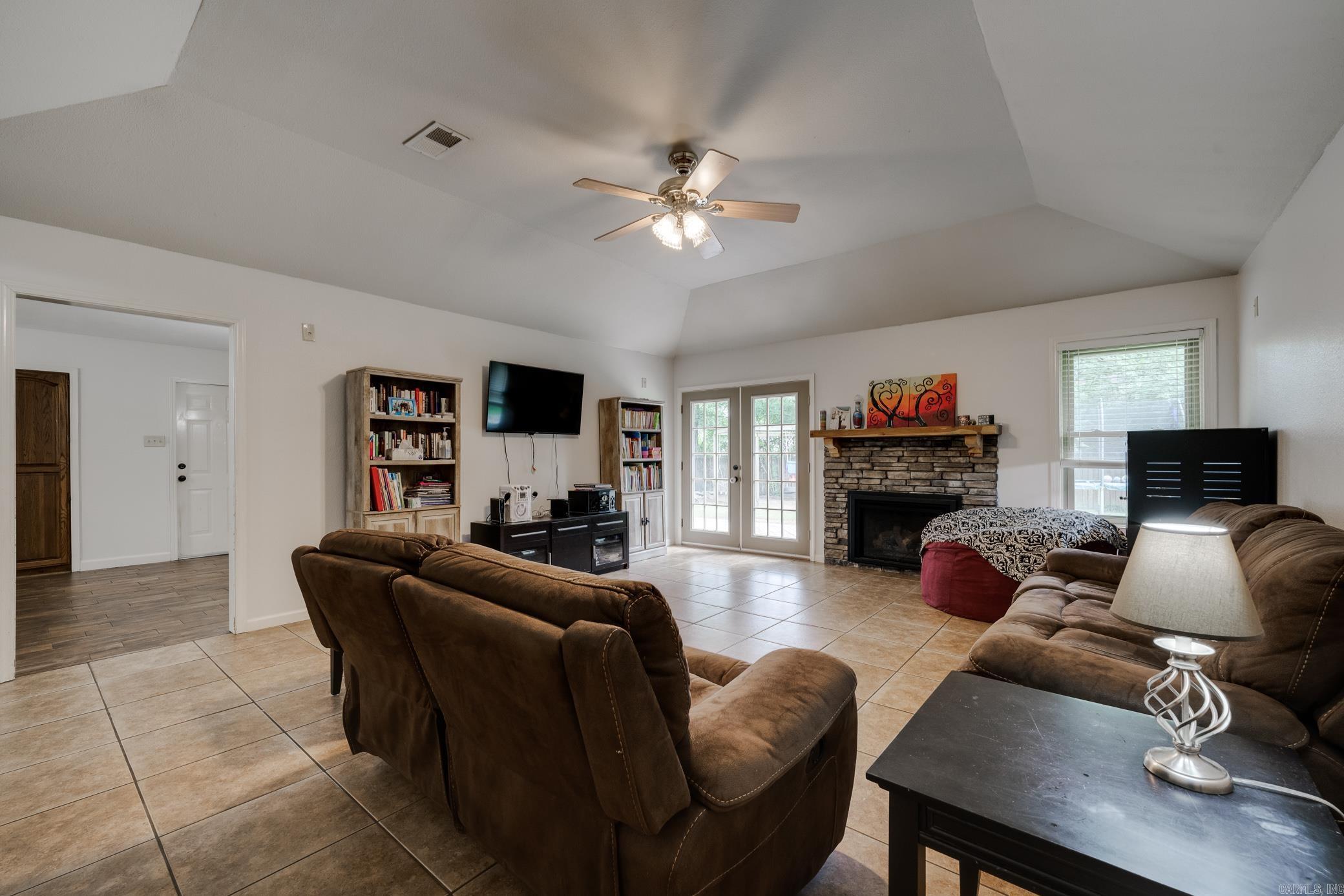 BAINBRIDGE - Residential