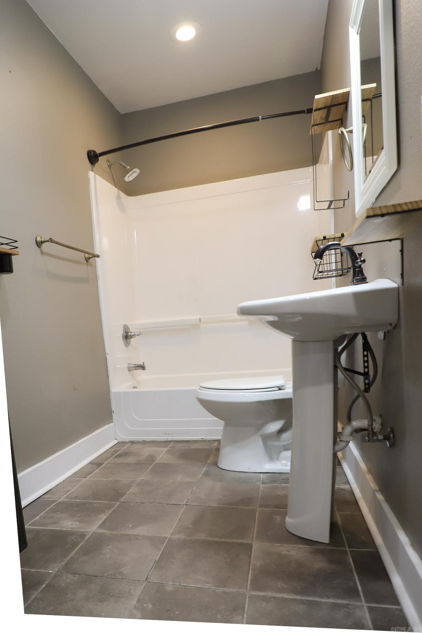 MONTICELLO ORIGINAL - Residential