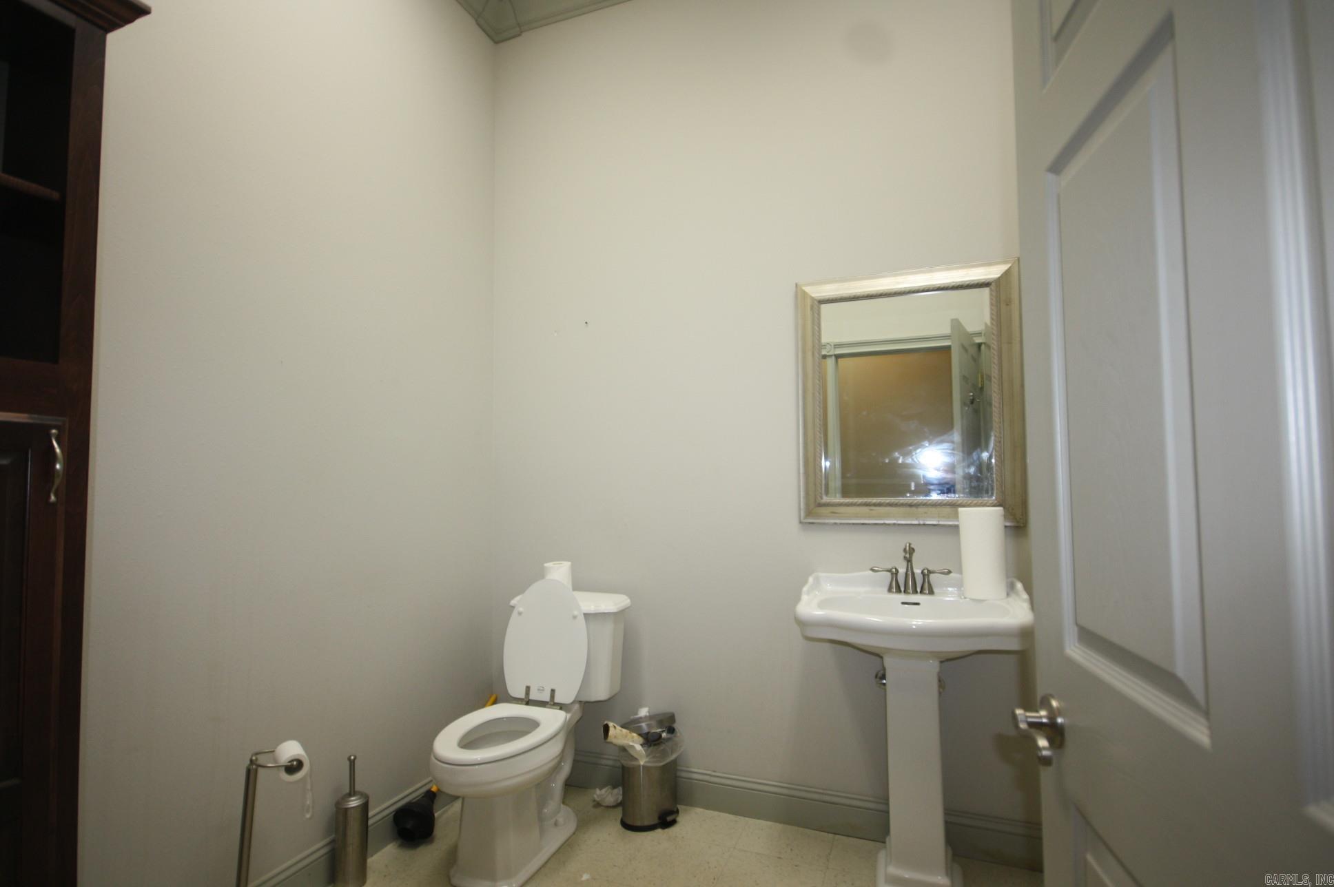 New Nashville - Commercial Sale