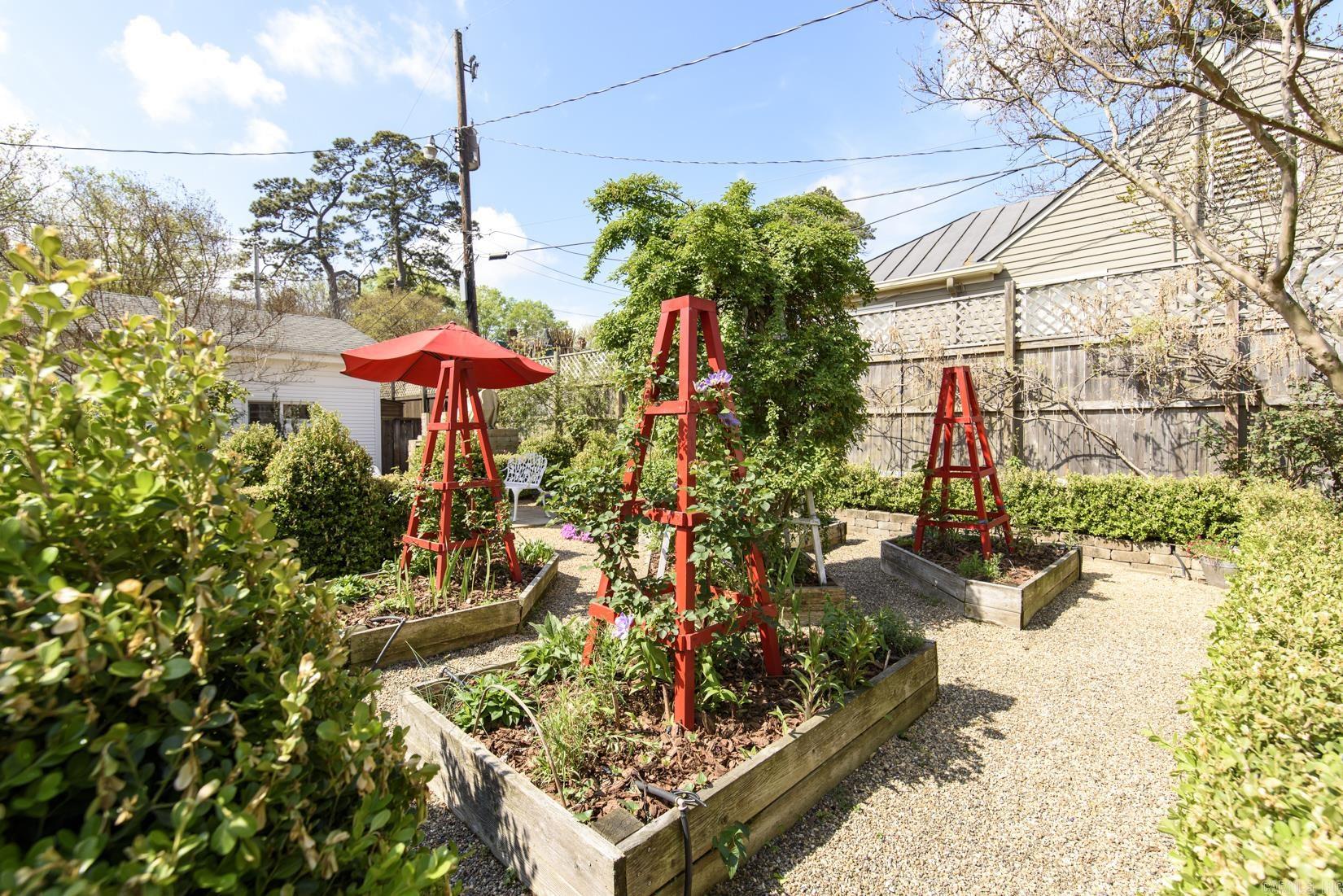 CITY OF LR L10 - Residential