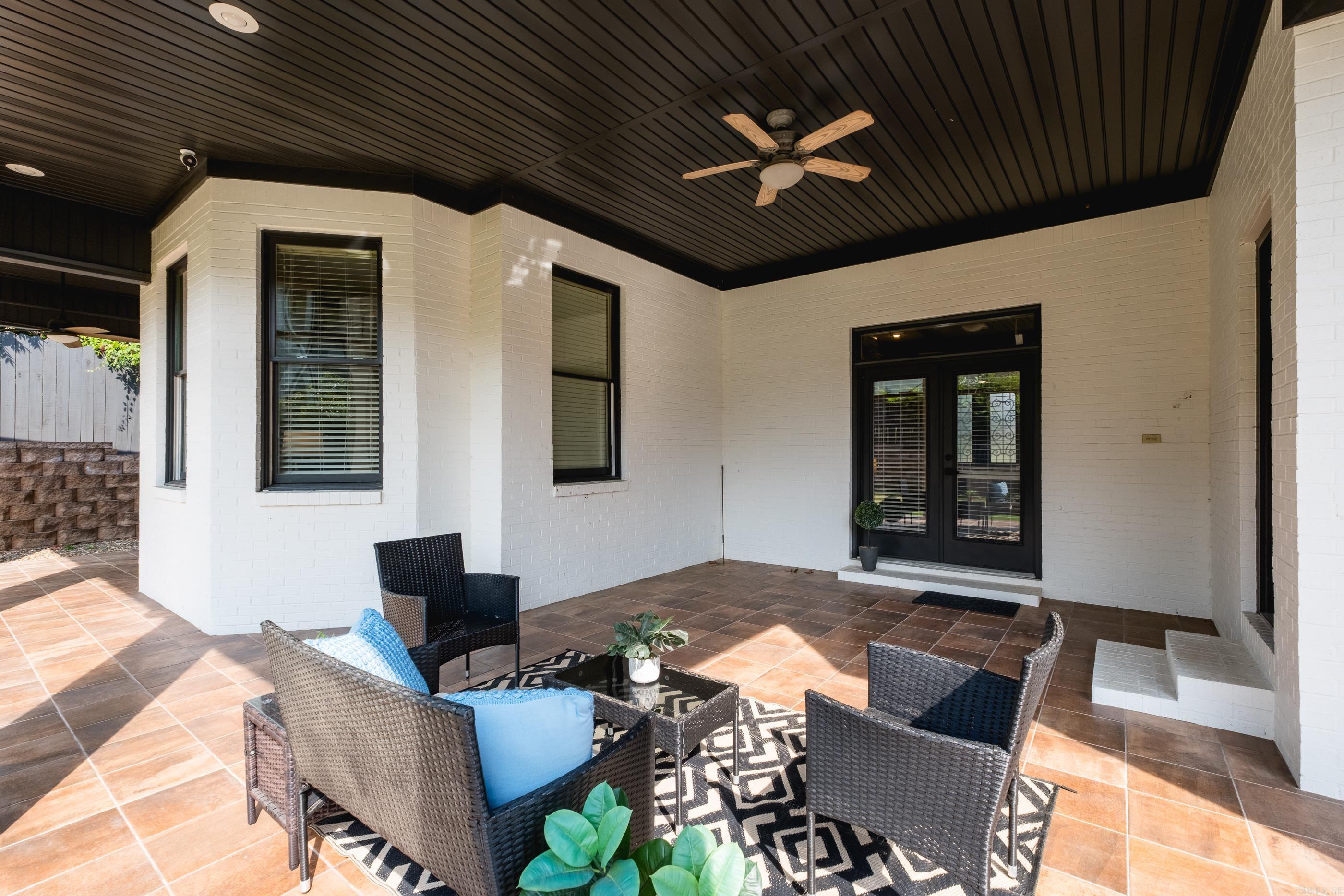 CHENAL VALLEY SEZANNE COURT - Residential