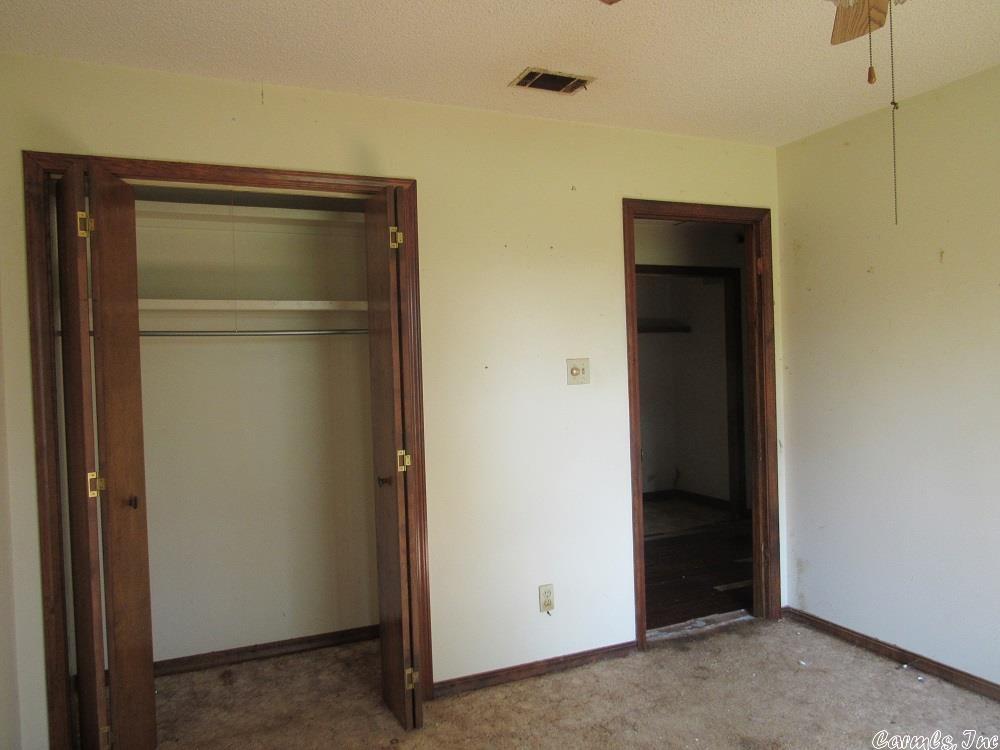 SILVER OAKS - Residential