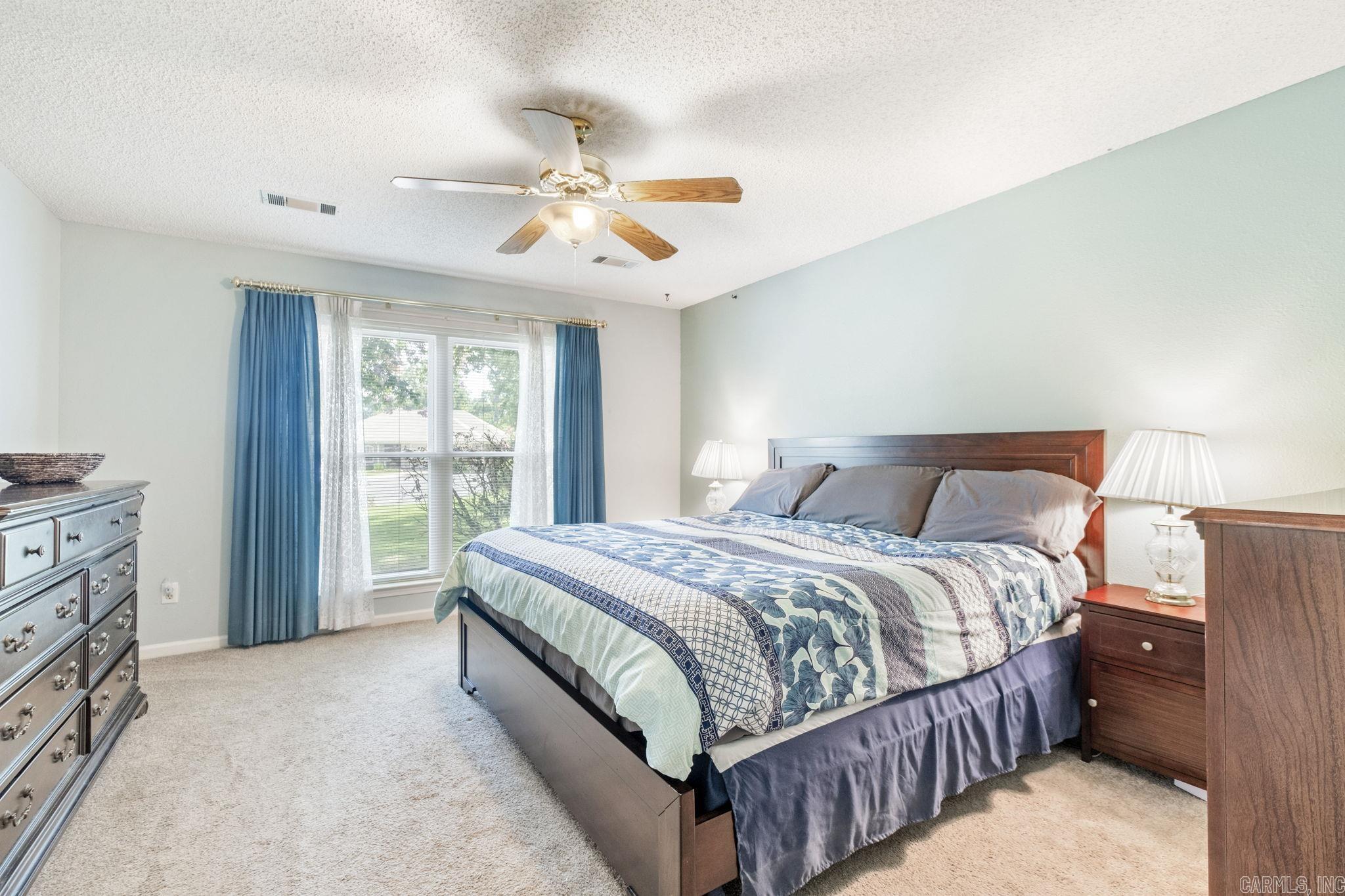 HUNTERS RIDGE ADDN - Residential