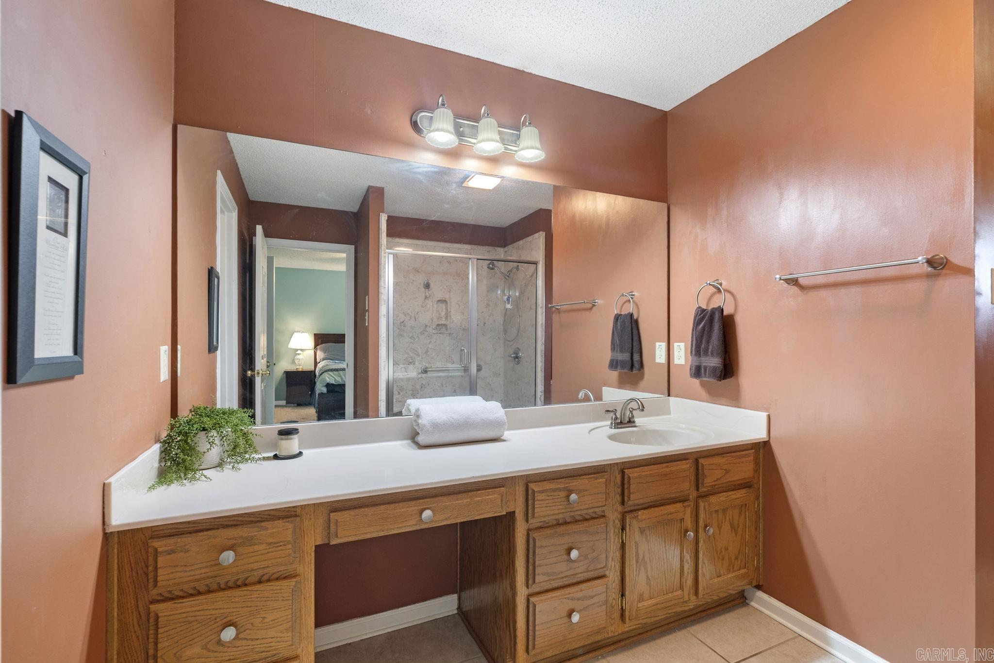 HUNTERS RIDGE ADDN - Residential