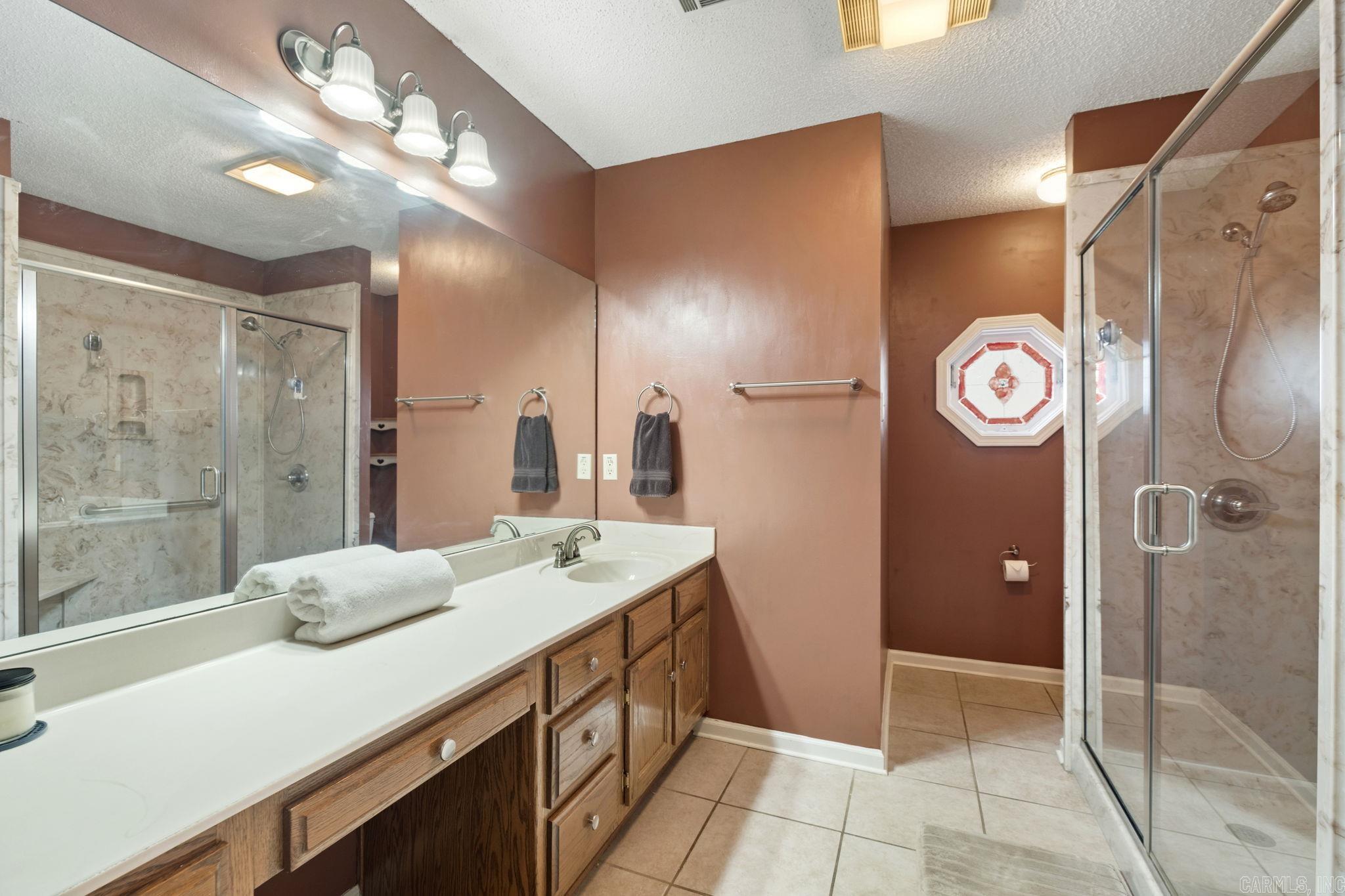 HUNTERS RIDGE ADDN - Residential